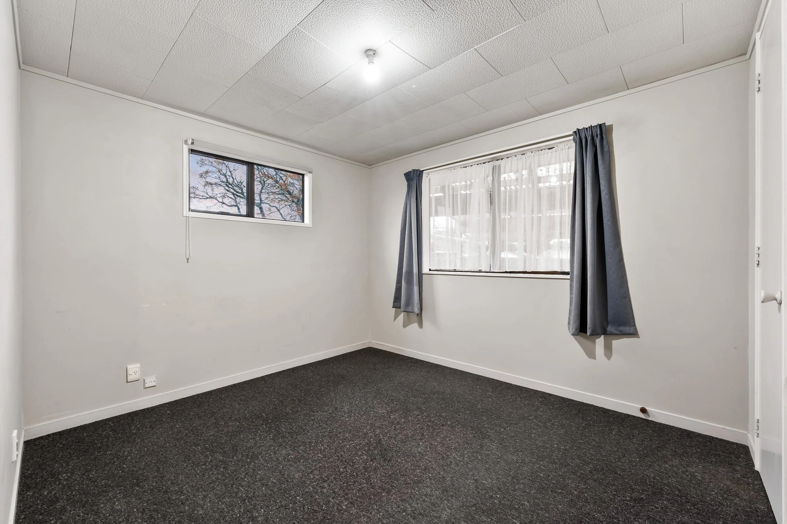 3-17 Glen Road 10.jpg