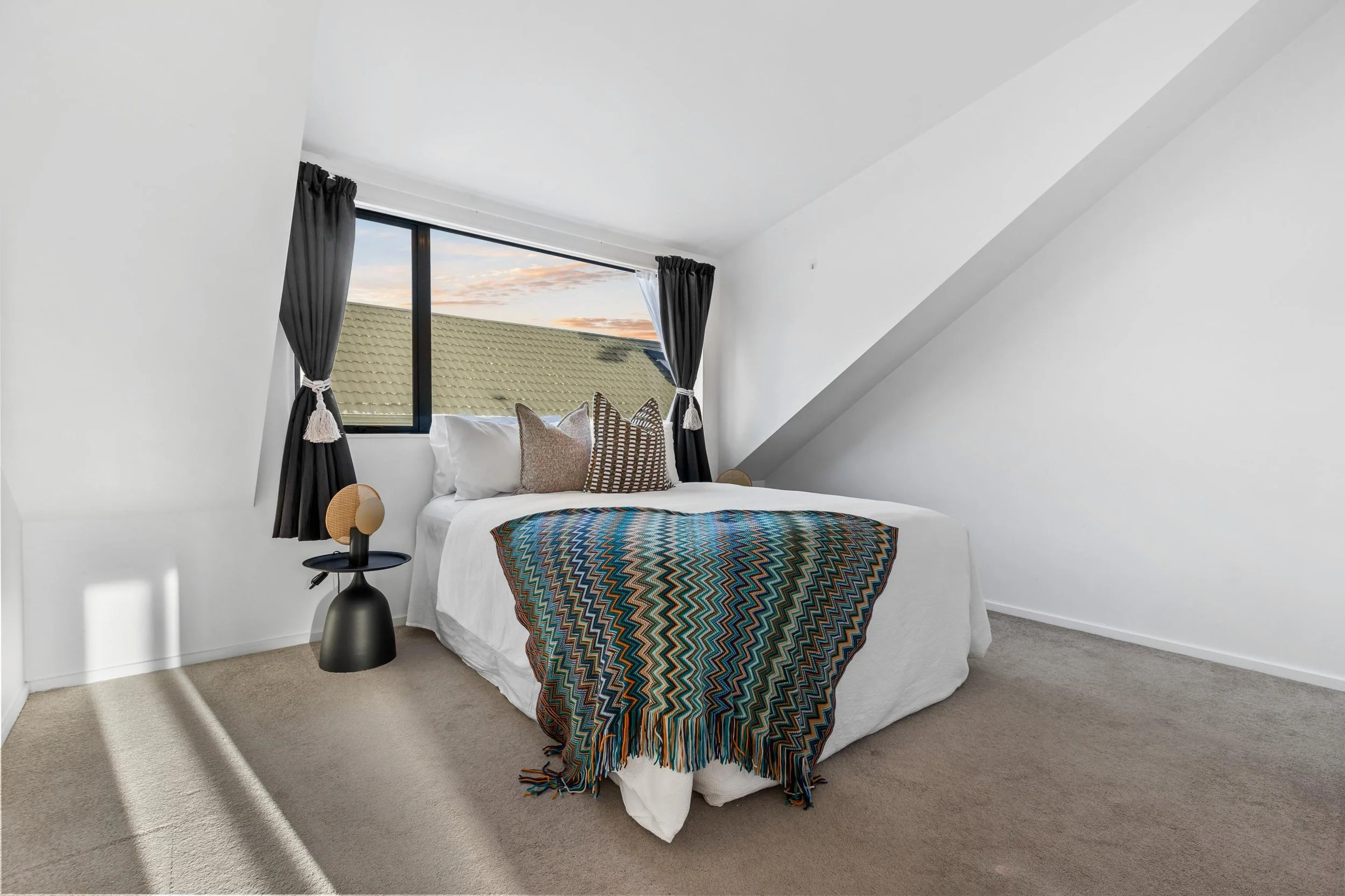 17-1 Melview Place 15.jpg
