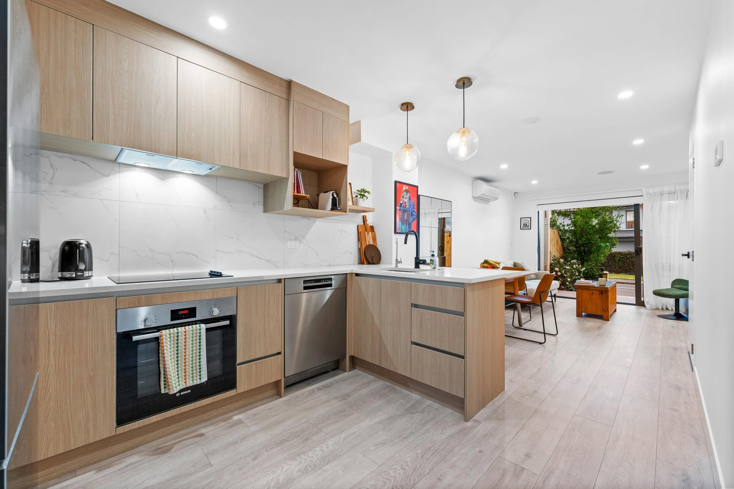 5-1A Royal View Road 2.jpg