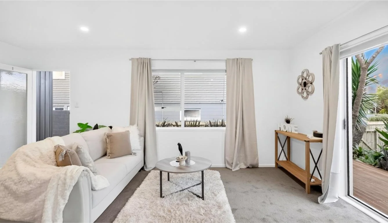 1-322 Royal Road 9a.jpg