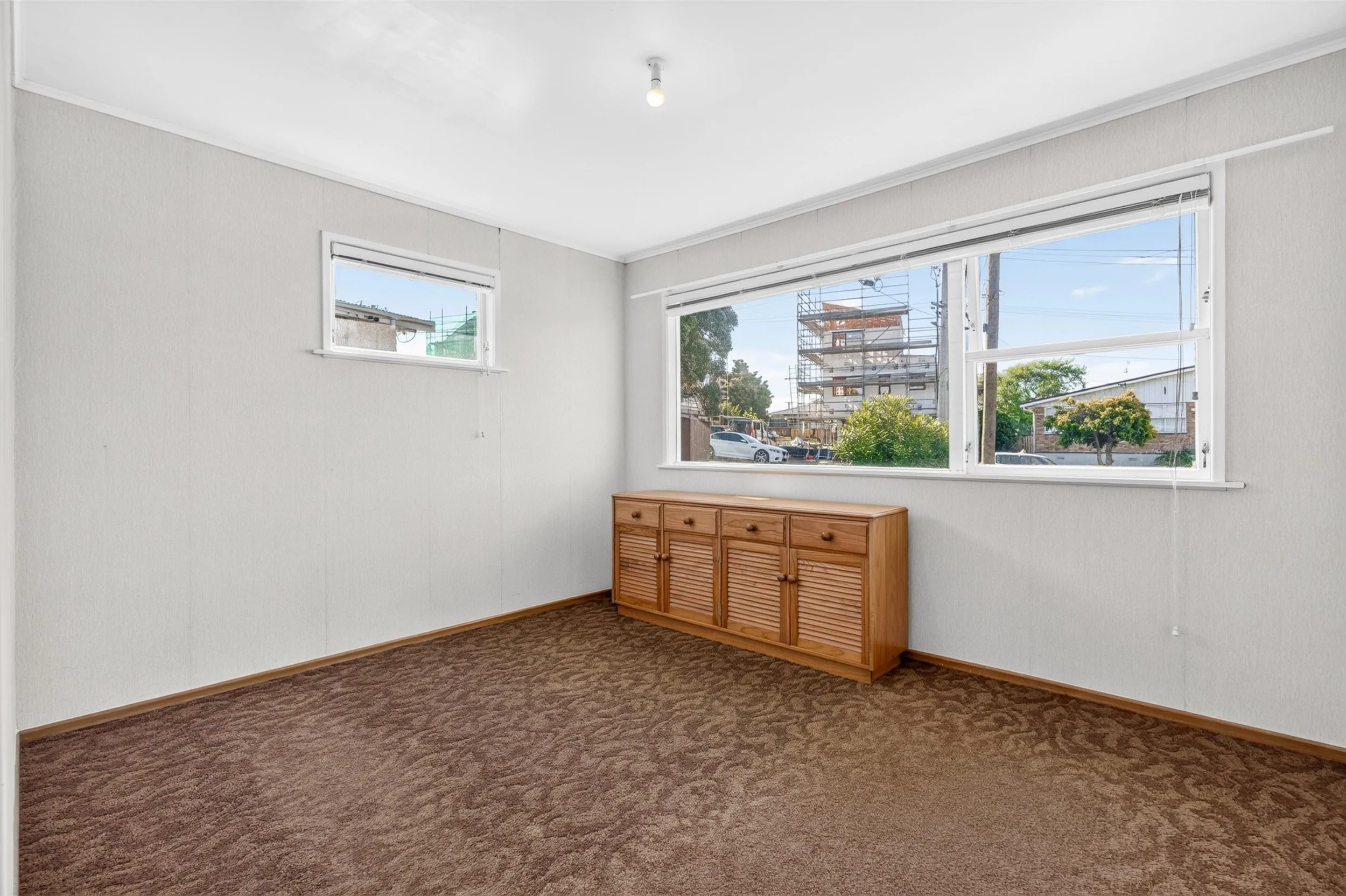 55 Royal View Road 11.jpg