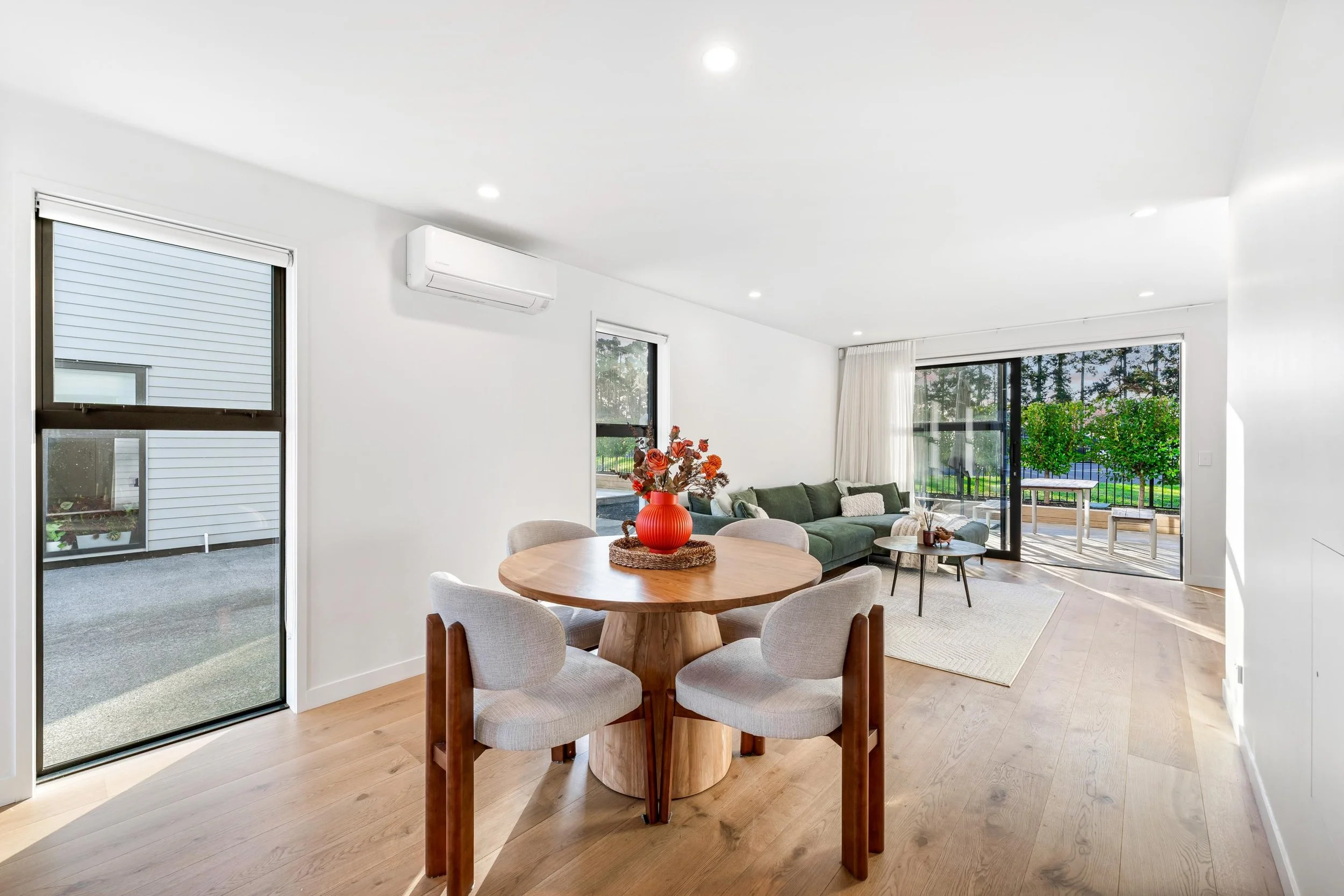 3-111 Hobsonville Road 4.jpg