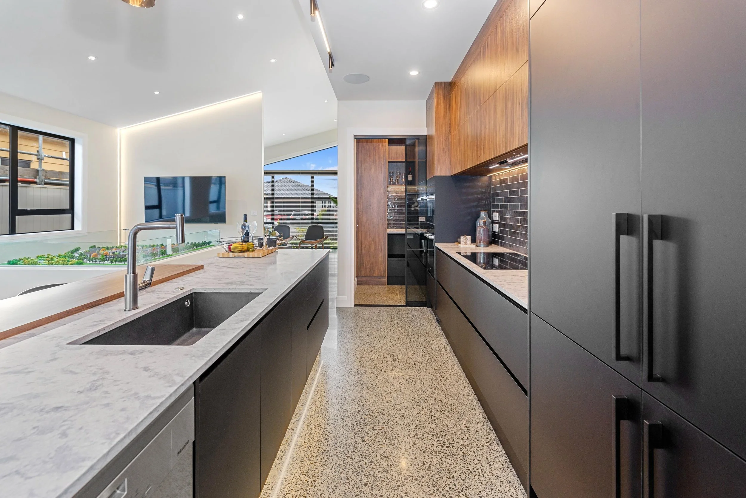 13 Croatia Avenue 7.jpg