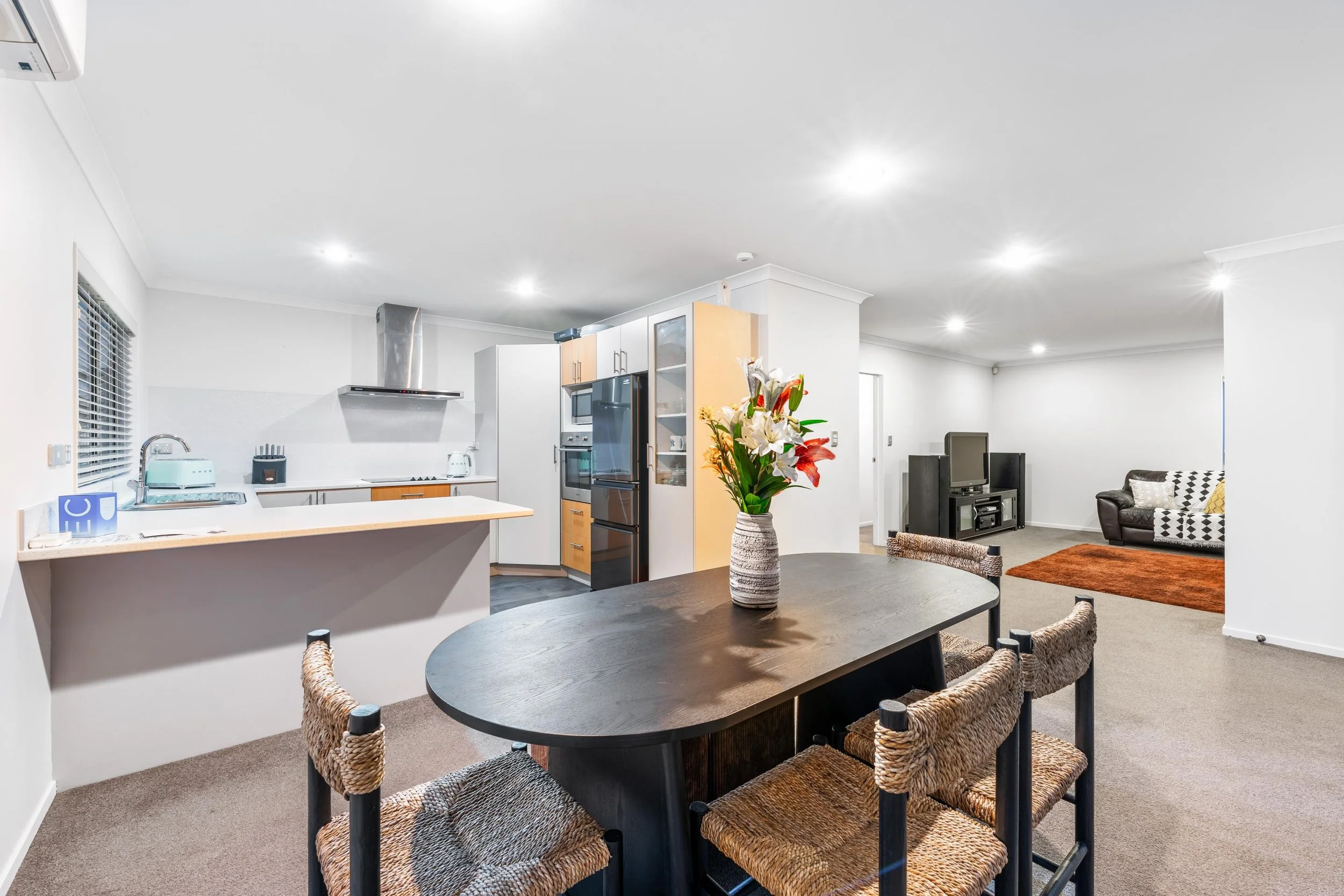 305 Royal Road 9.jpg