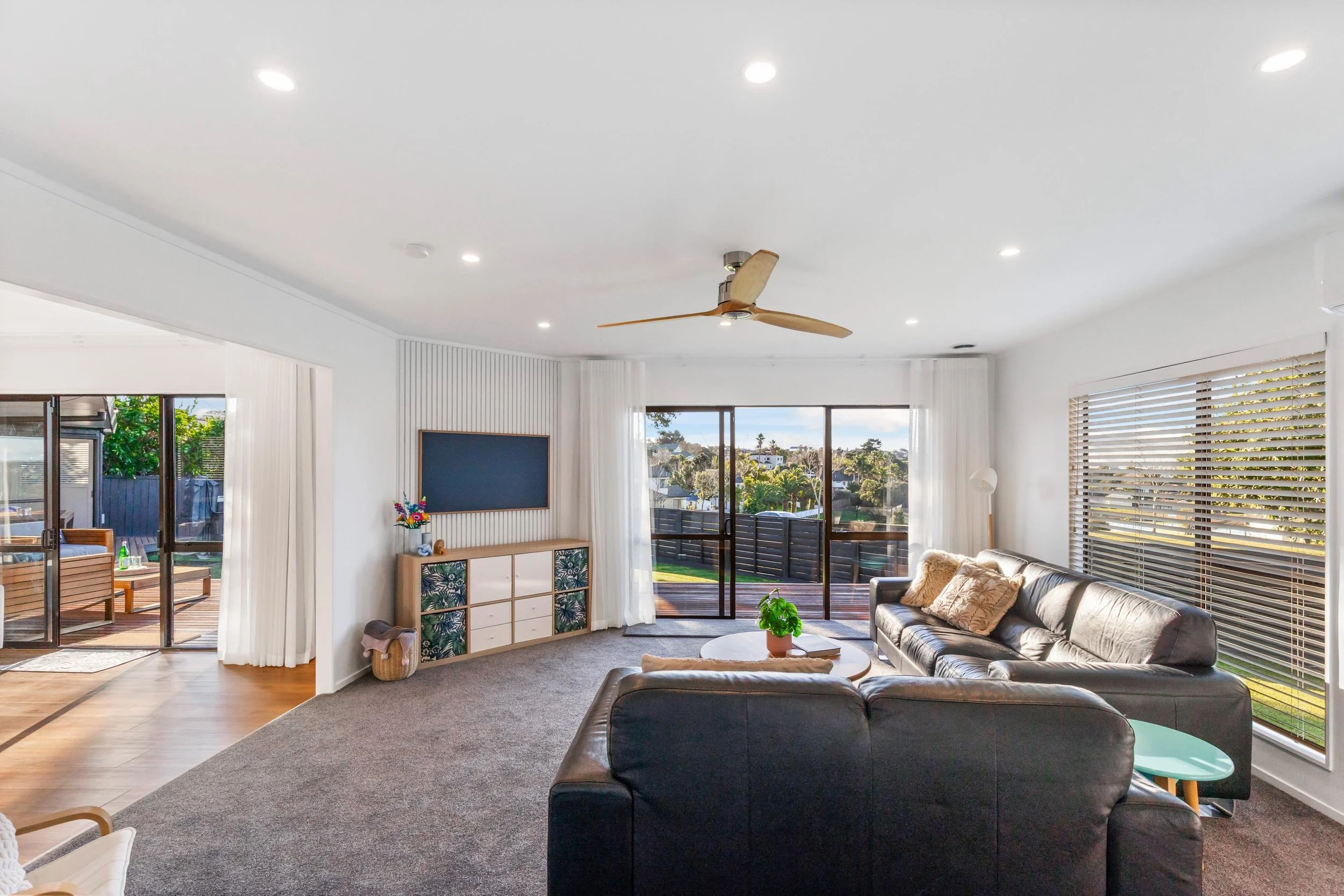 22 Matisse Drive 6.jpg