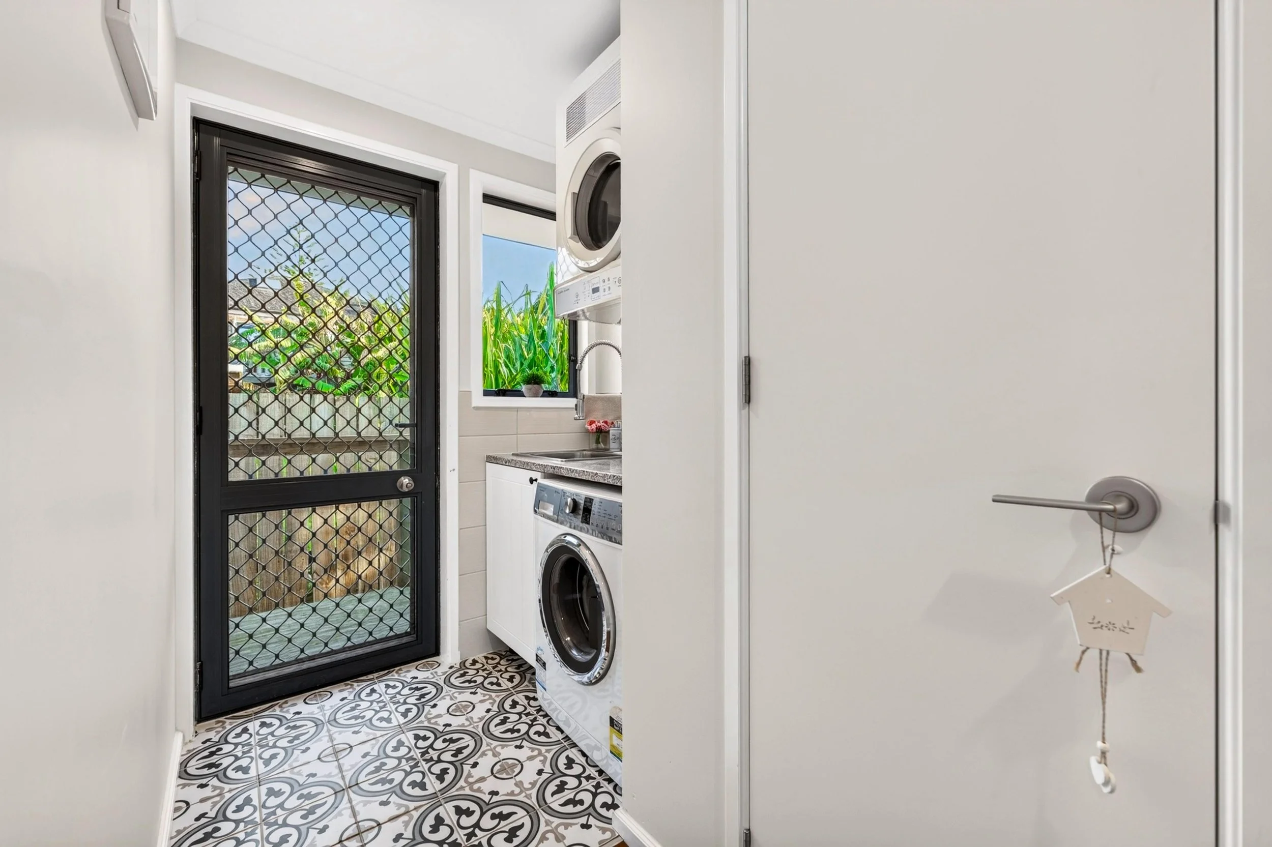 2 Kingfisher Place 14.jpg