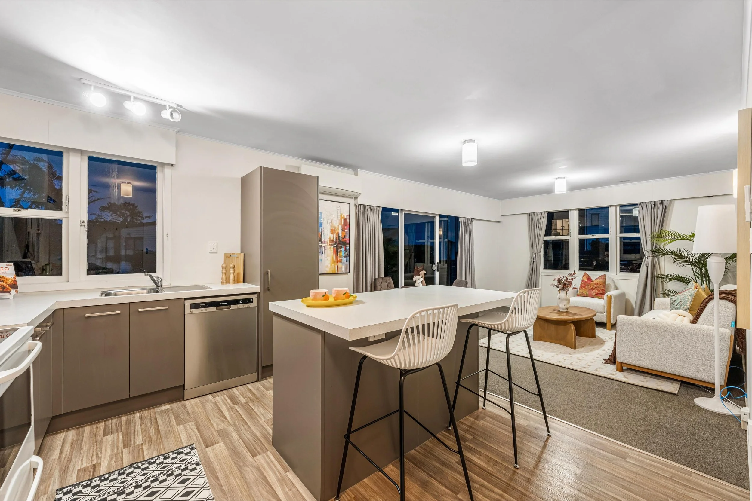 2-111 Hobsonville Road 5.jpg