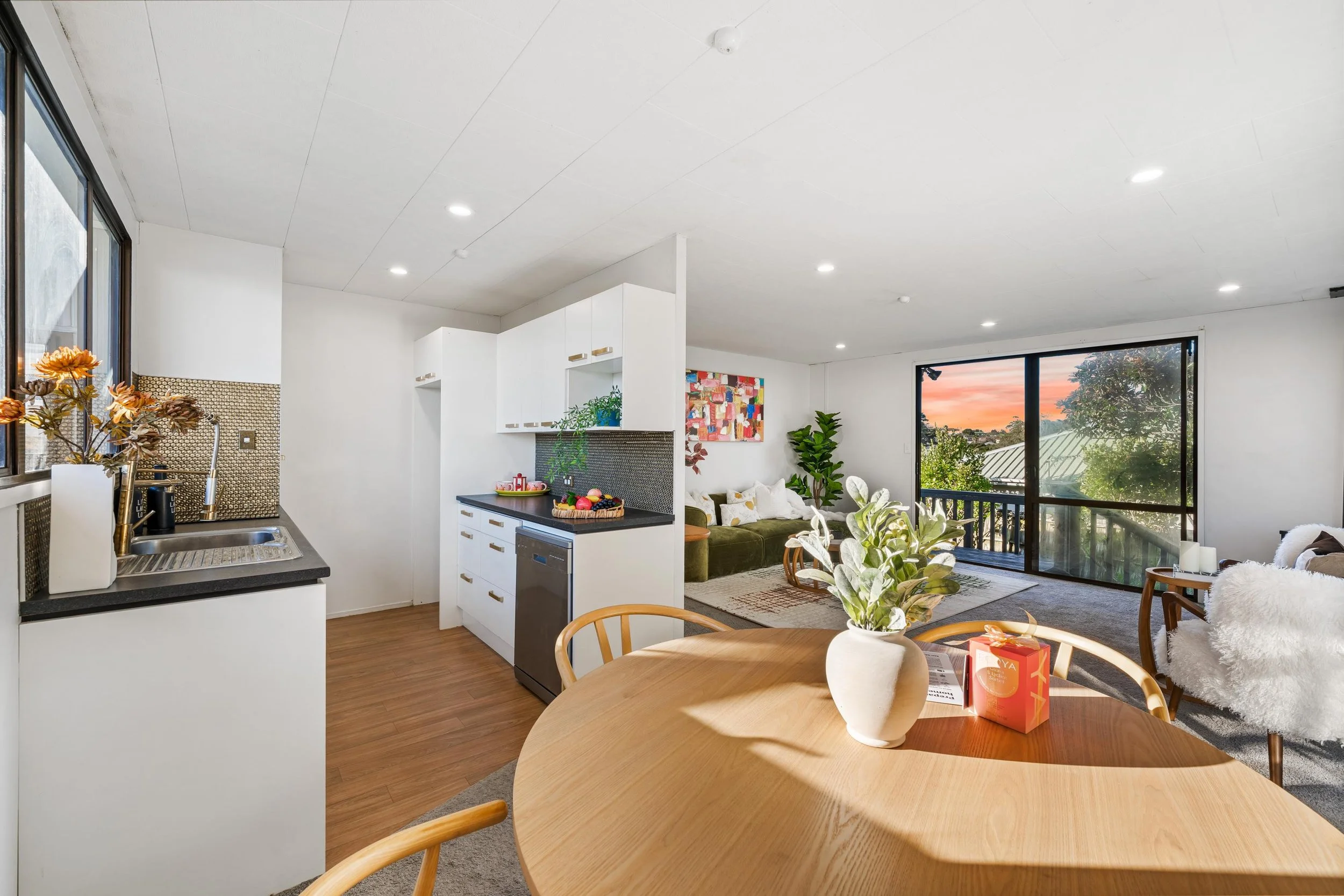 2-11 Cyril Crescent 6a.jpg