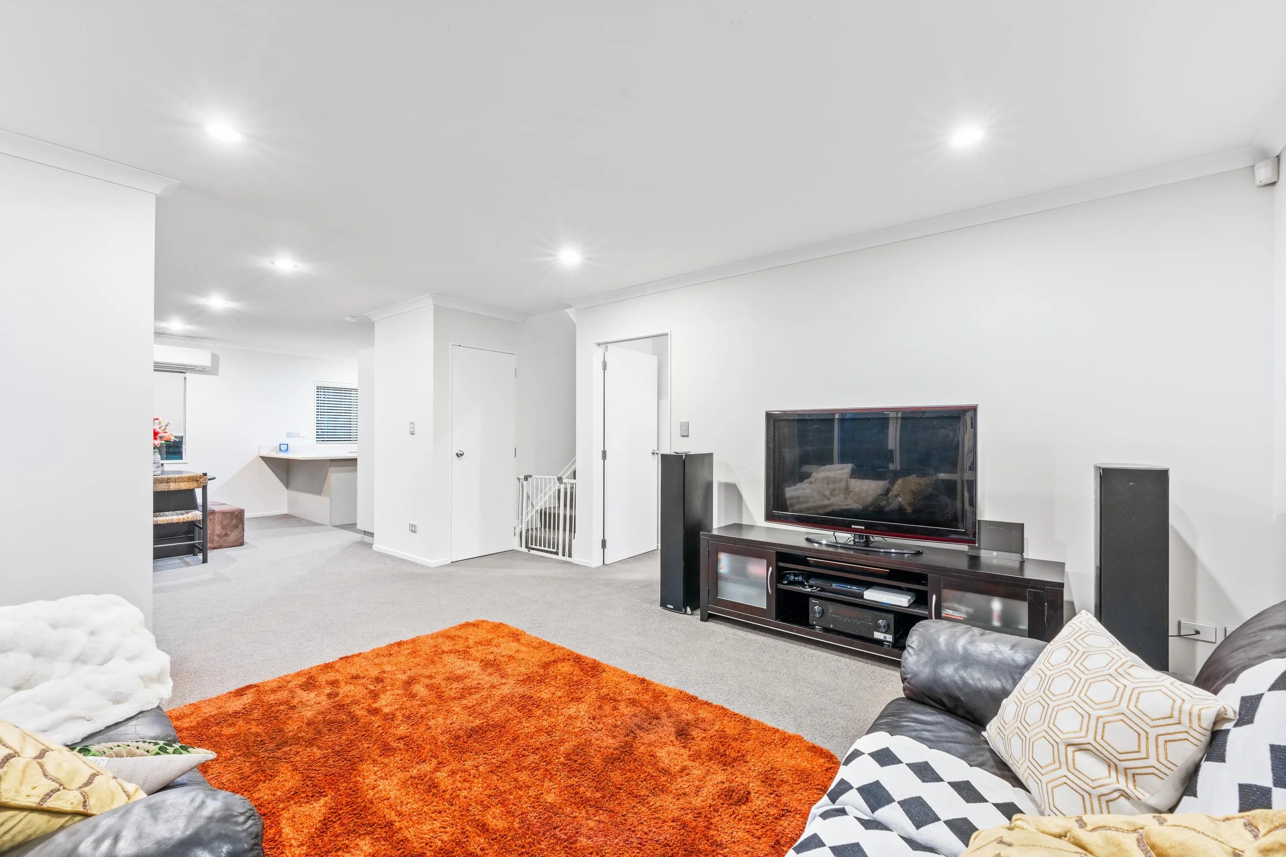 305 Royal Road 11.jpg