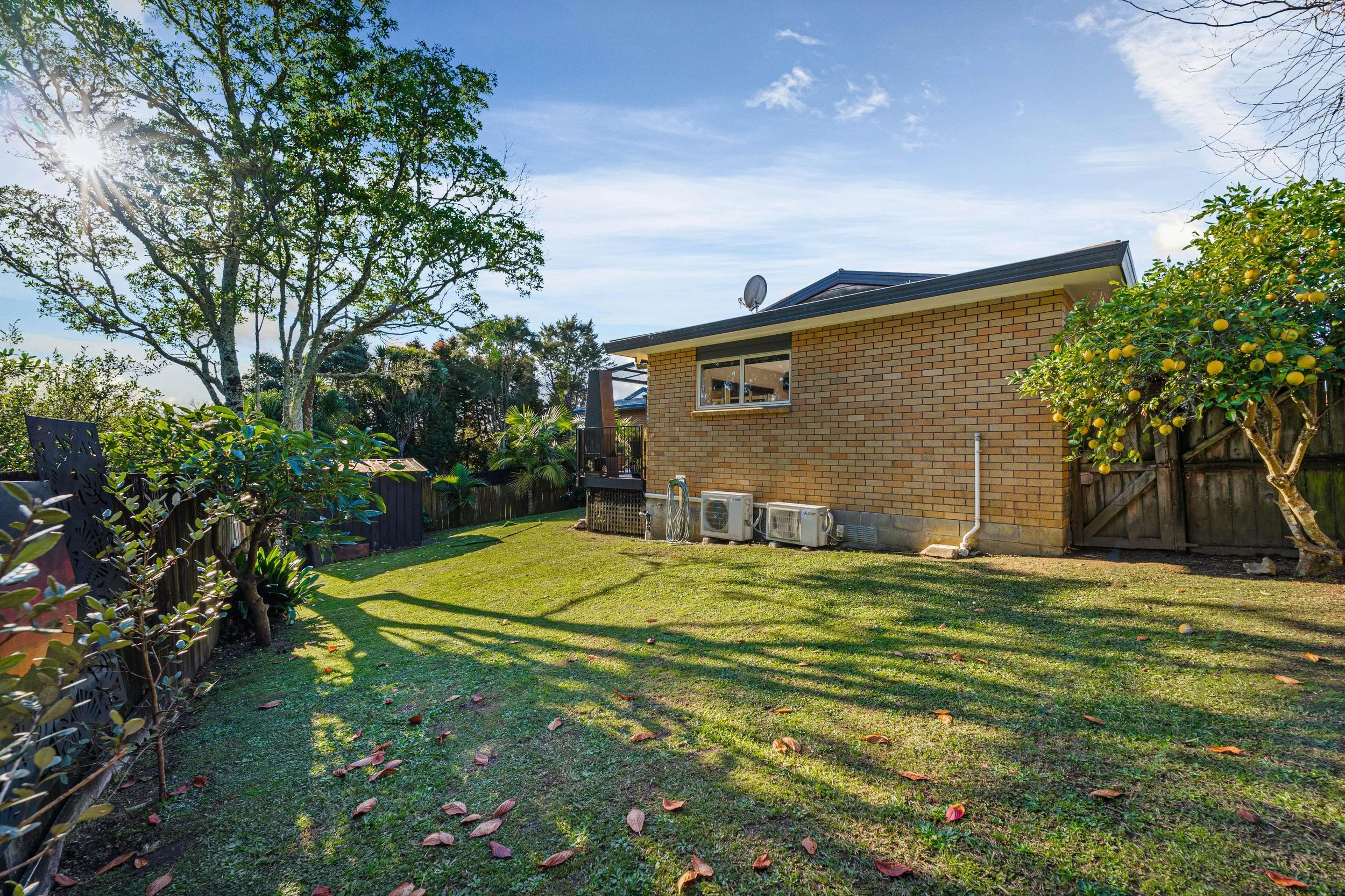 129b Parrs Cross Road 27.jpg