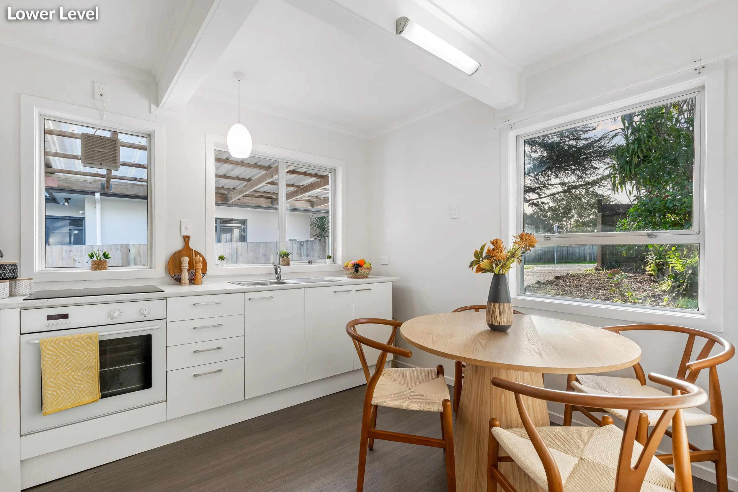 158 Hutchinson Avenue 9a.jpg