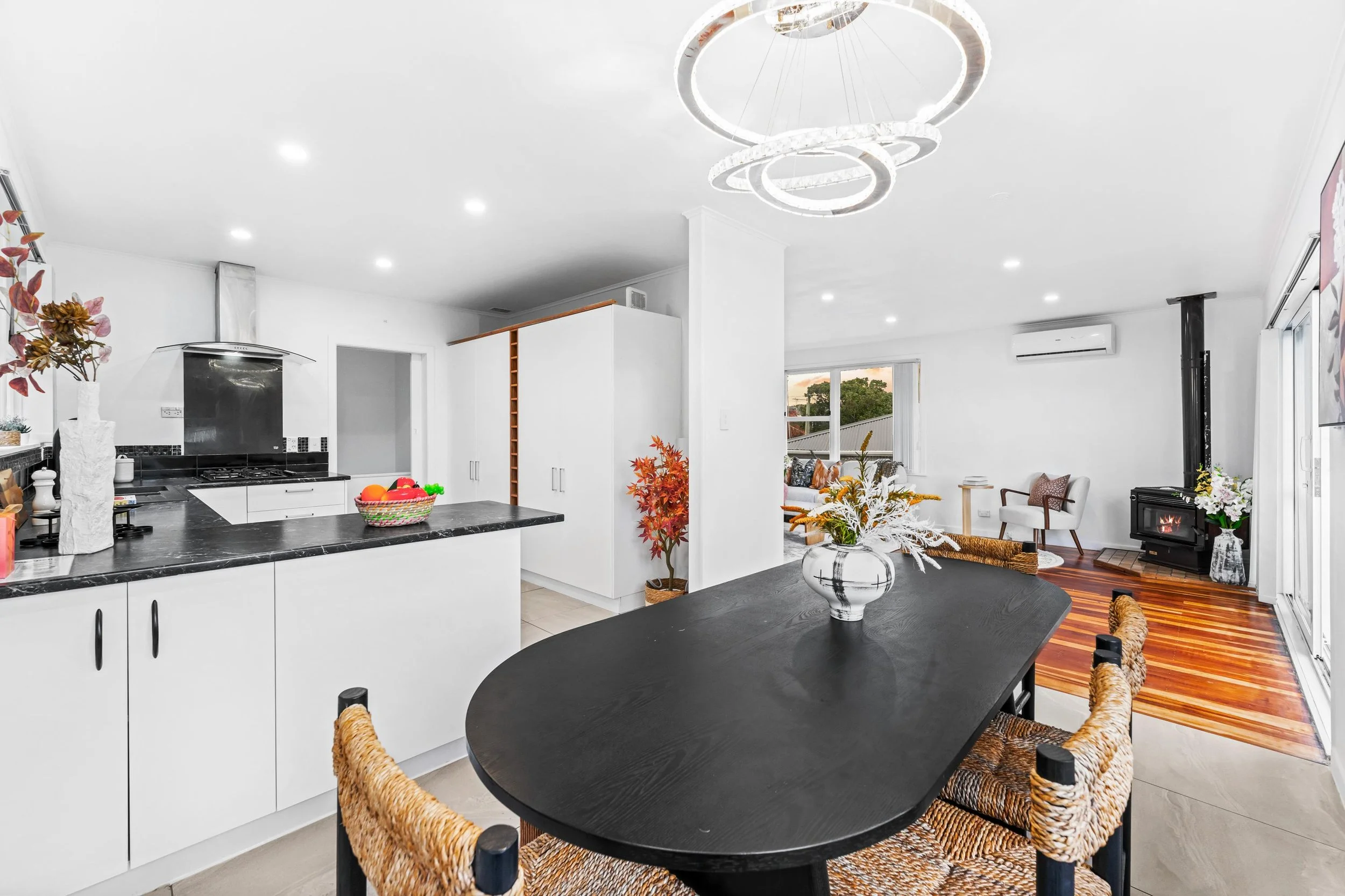 2 Lowtherhurst Road 5a.jpg