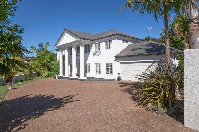 13 Belvedere Court 6.jpg