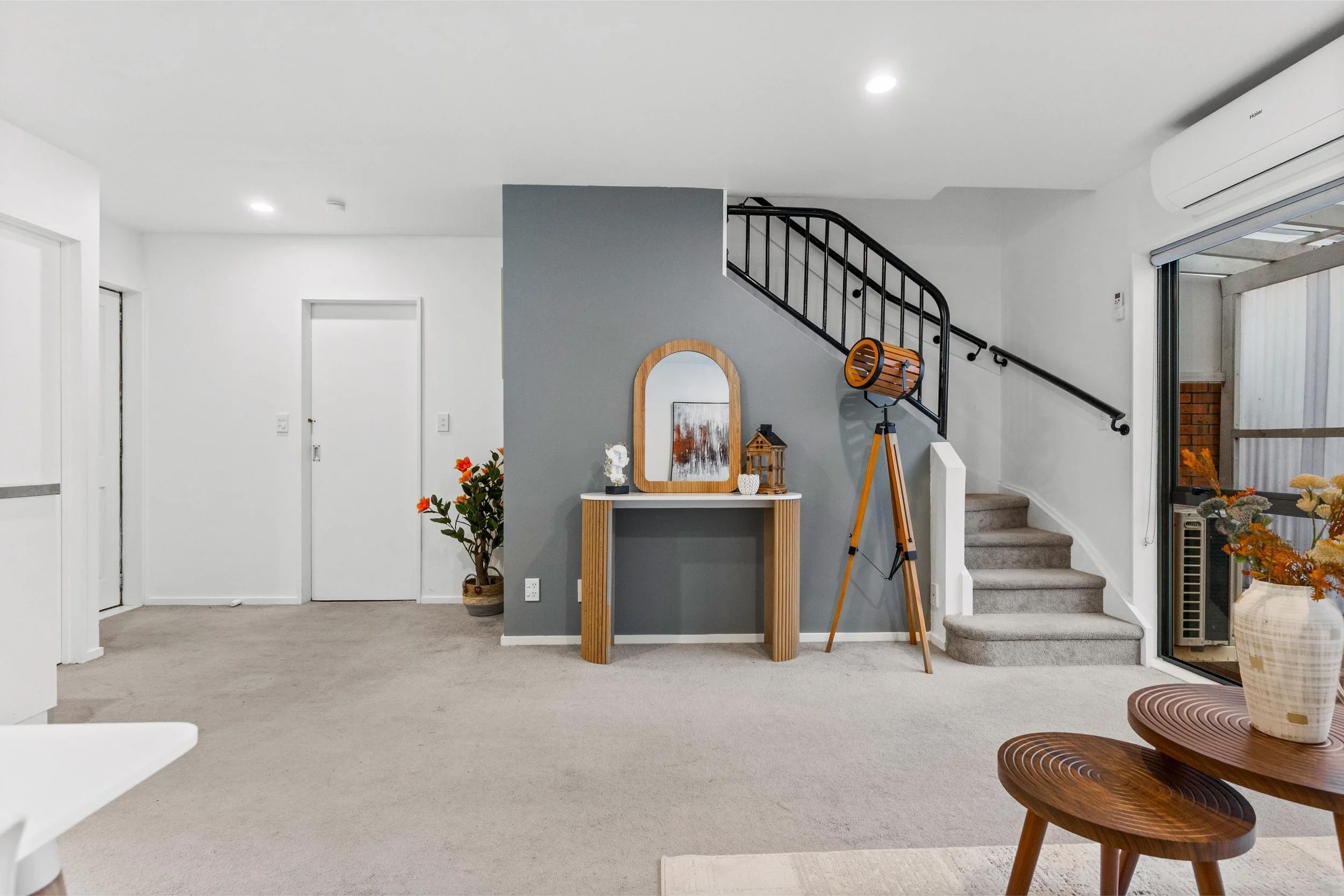 17-1 Melview Place 7.jpg