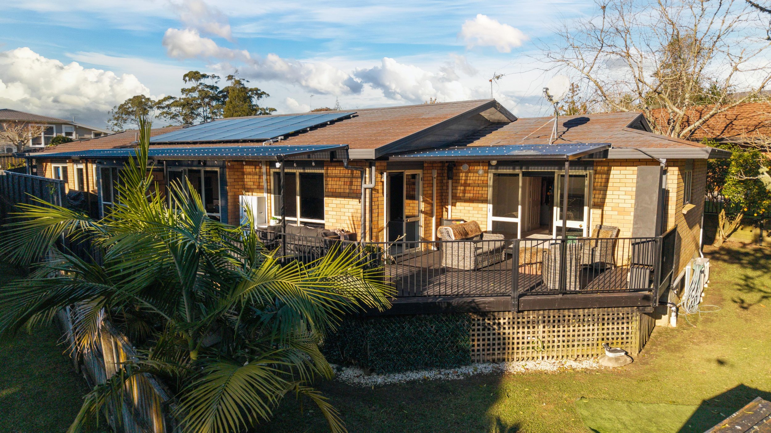 129b Parrs Cross Road 26.jpg