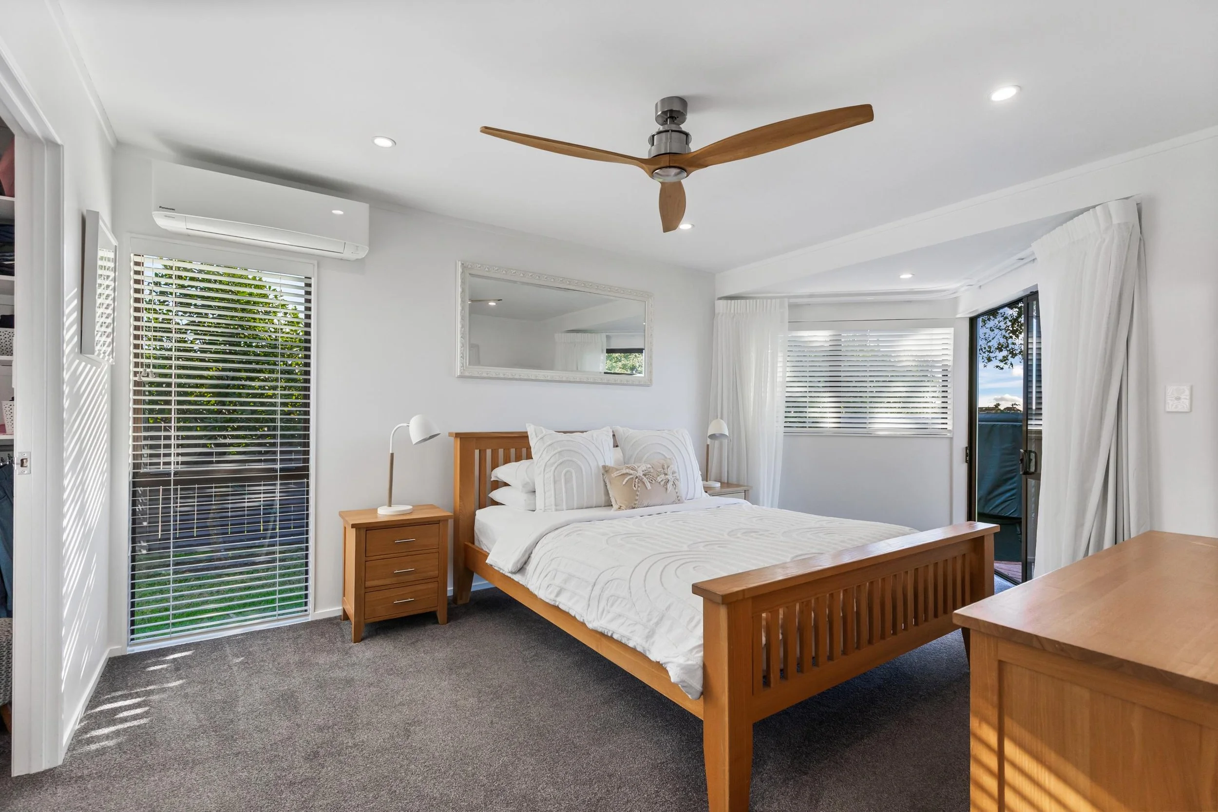 22 Matisse Drive 14.jpg