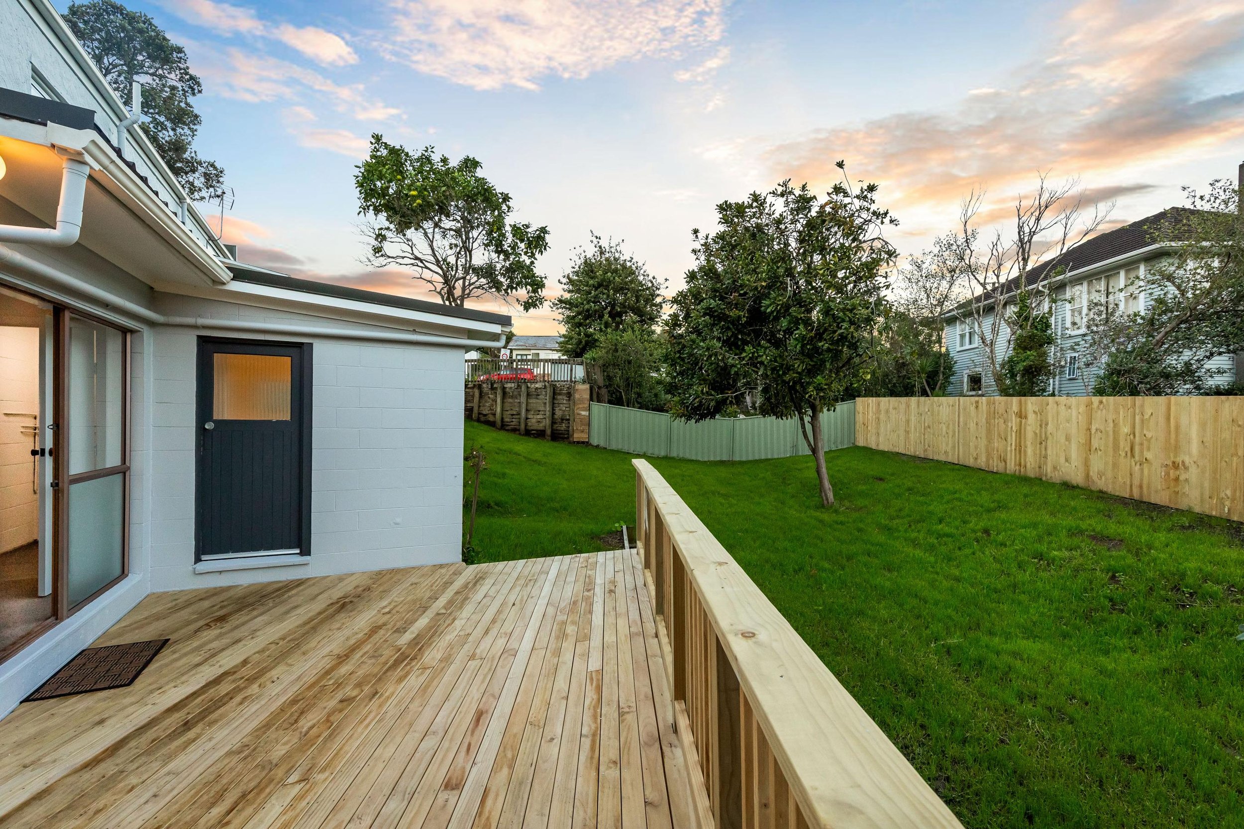 158 Hutchinson Avenue 15.jpg