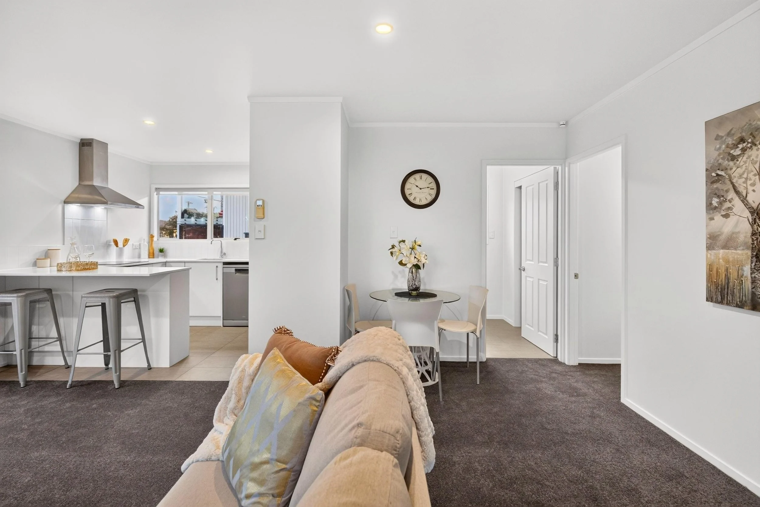 1-322 Royal Road 9b.jpg