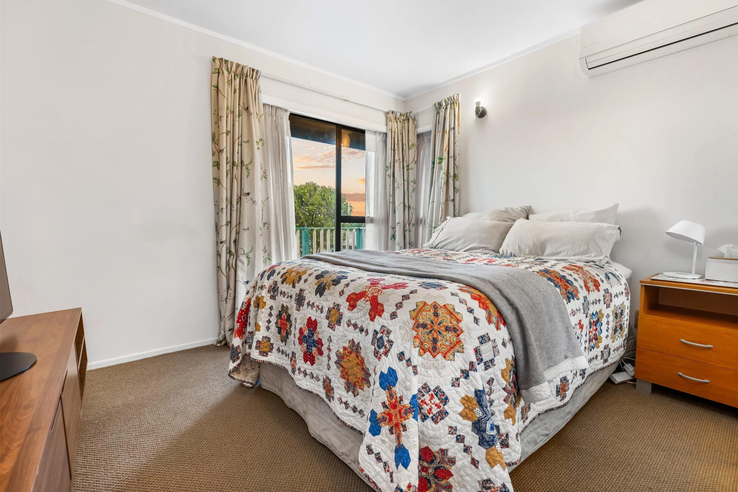 42 Elizabeth Drive 16.jpg