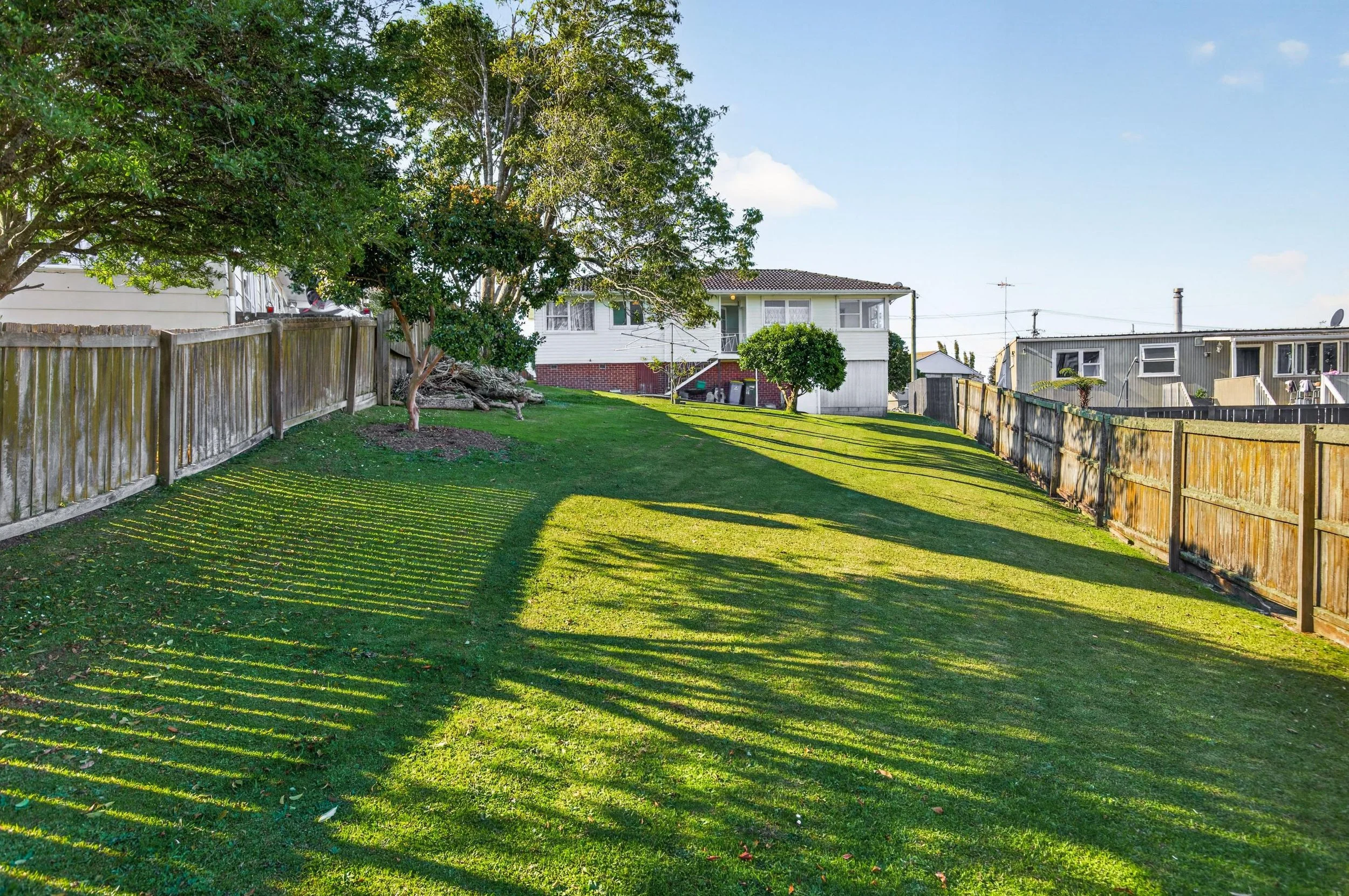 55 Royal View Road 18.jpg