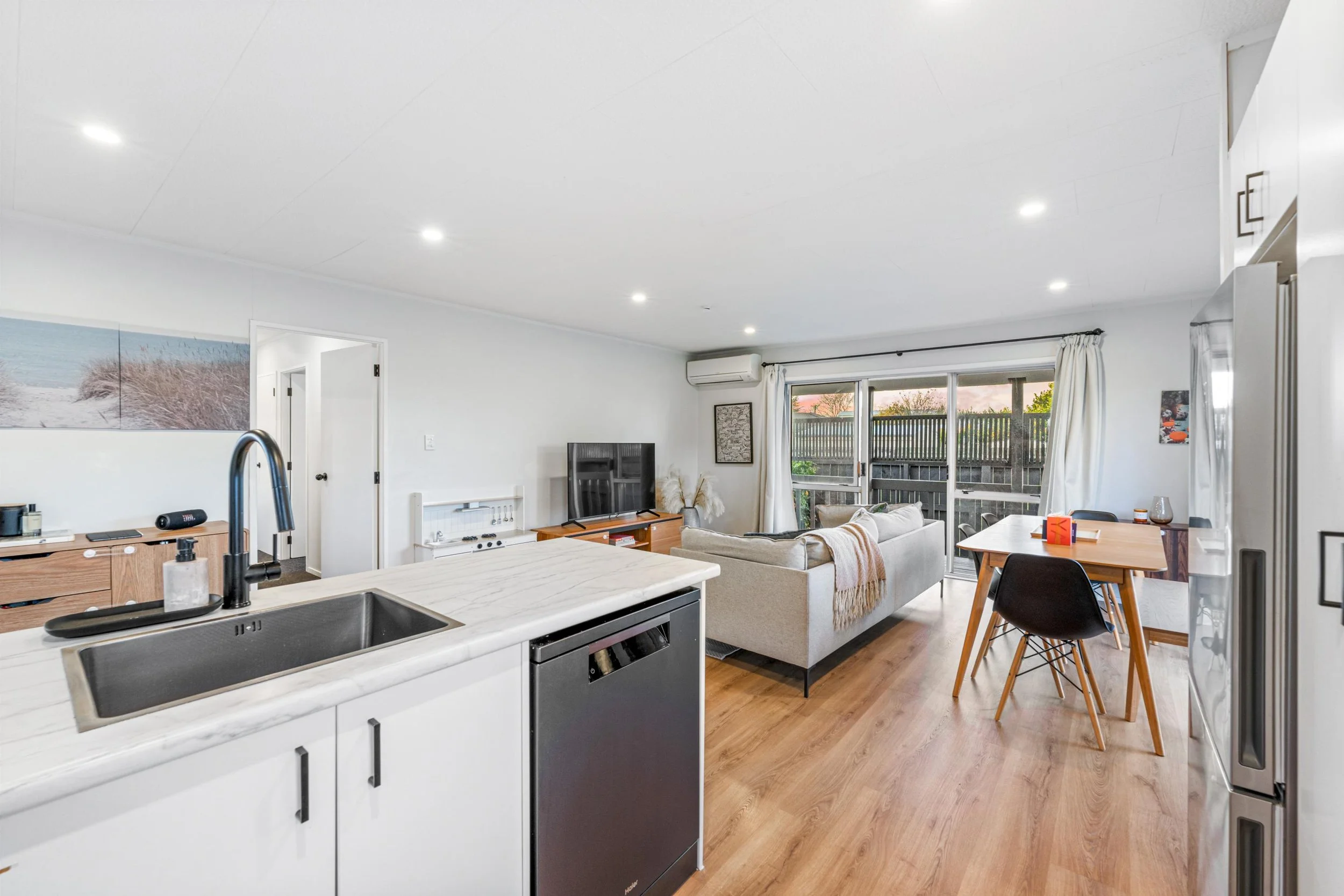 92b Beach Road 7.jpg