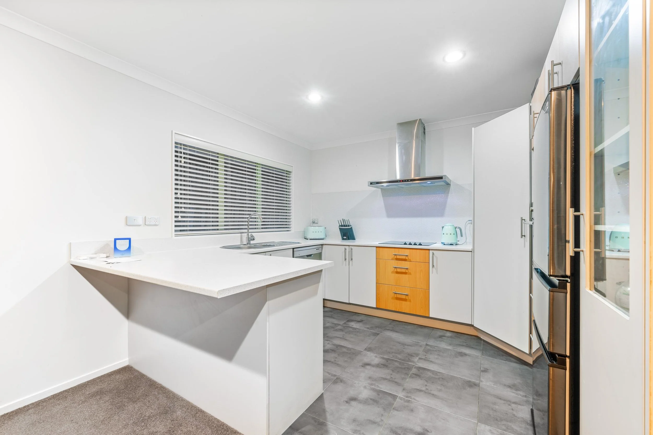 305 Royal Road 6.jpg