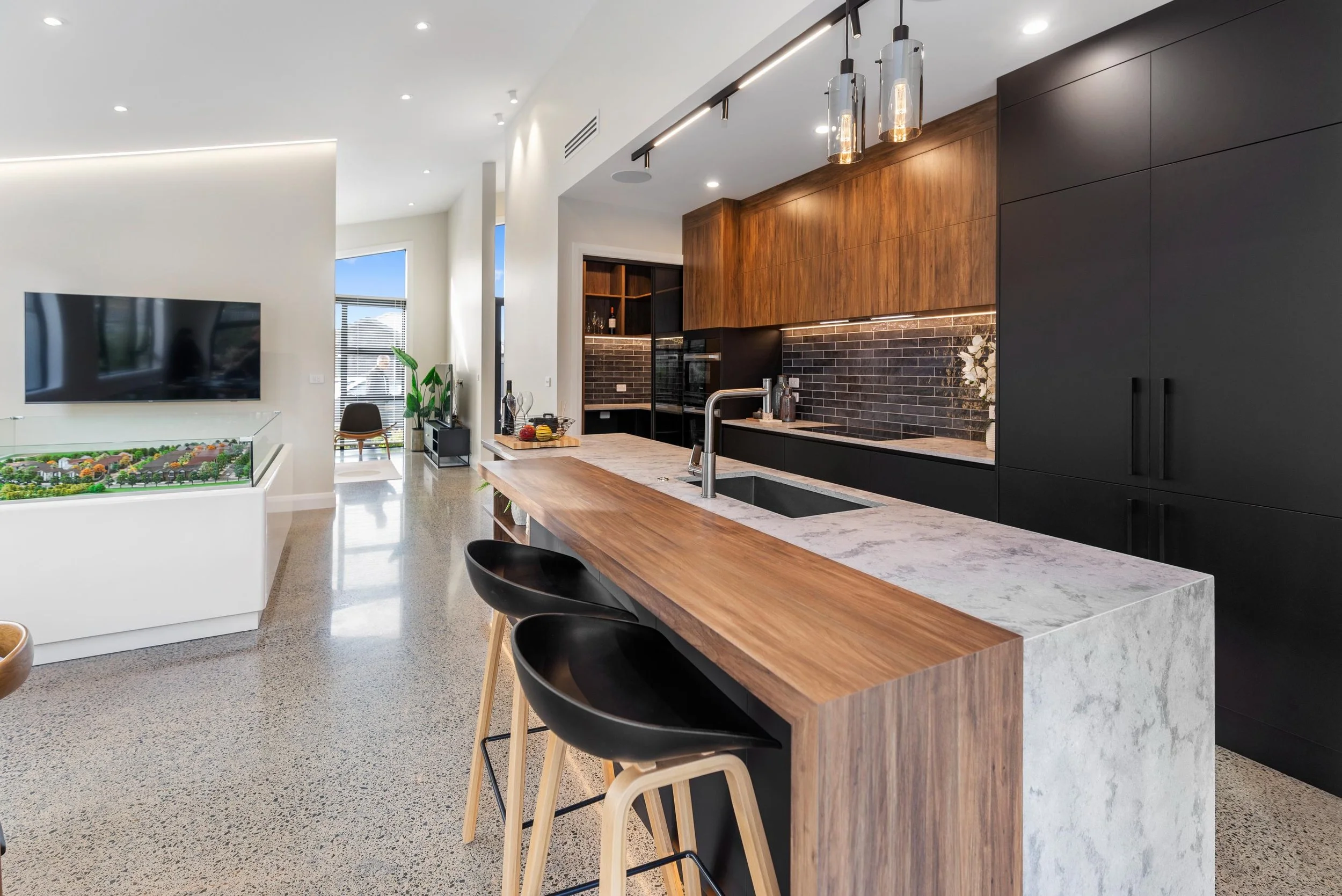 13 Croatia Avenue 12.jpg