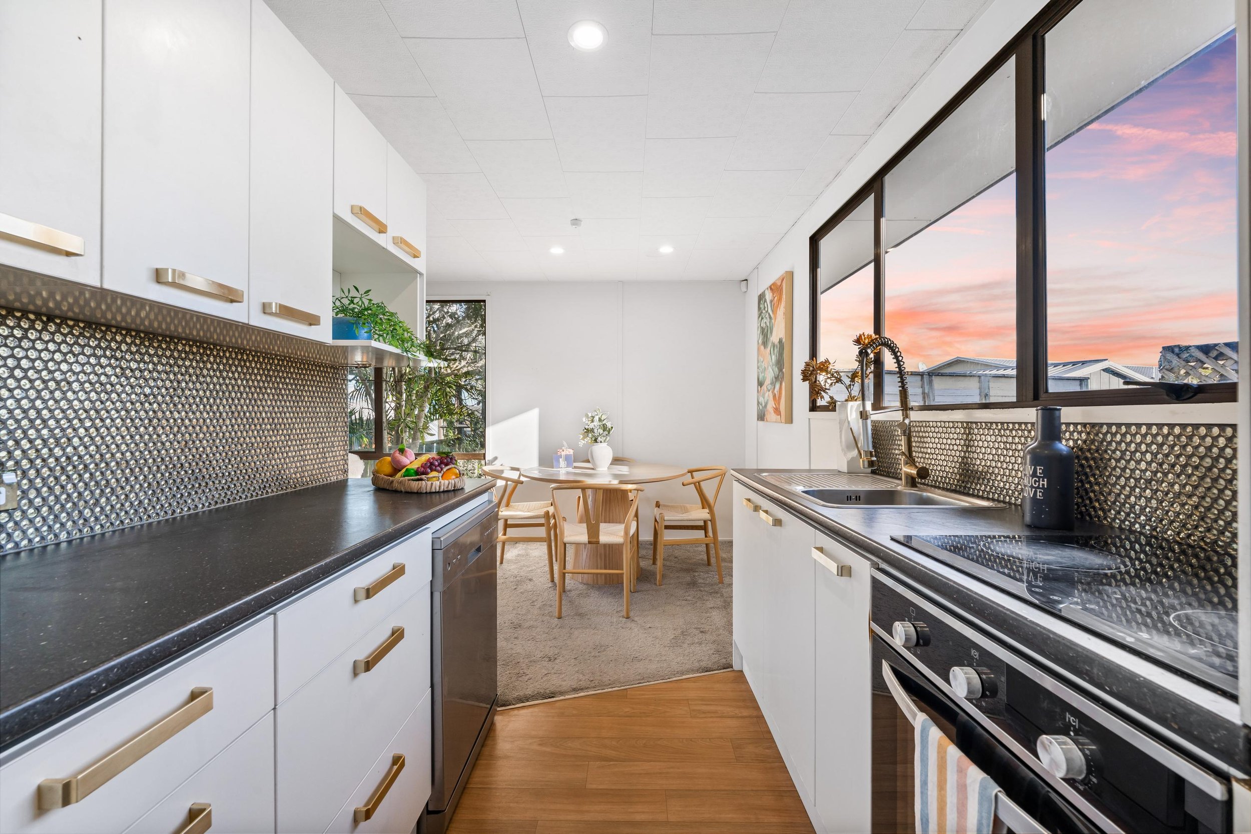 2-11 Cyril Crescent 5.jpg