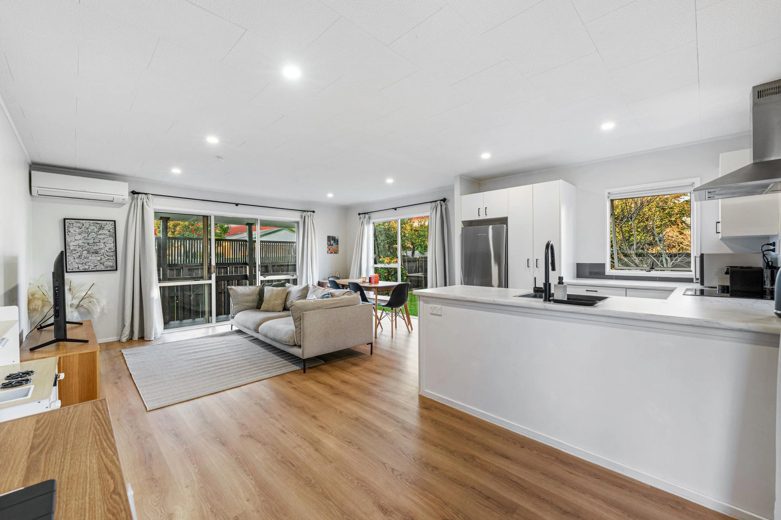 92b Beach Road 5.jpg