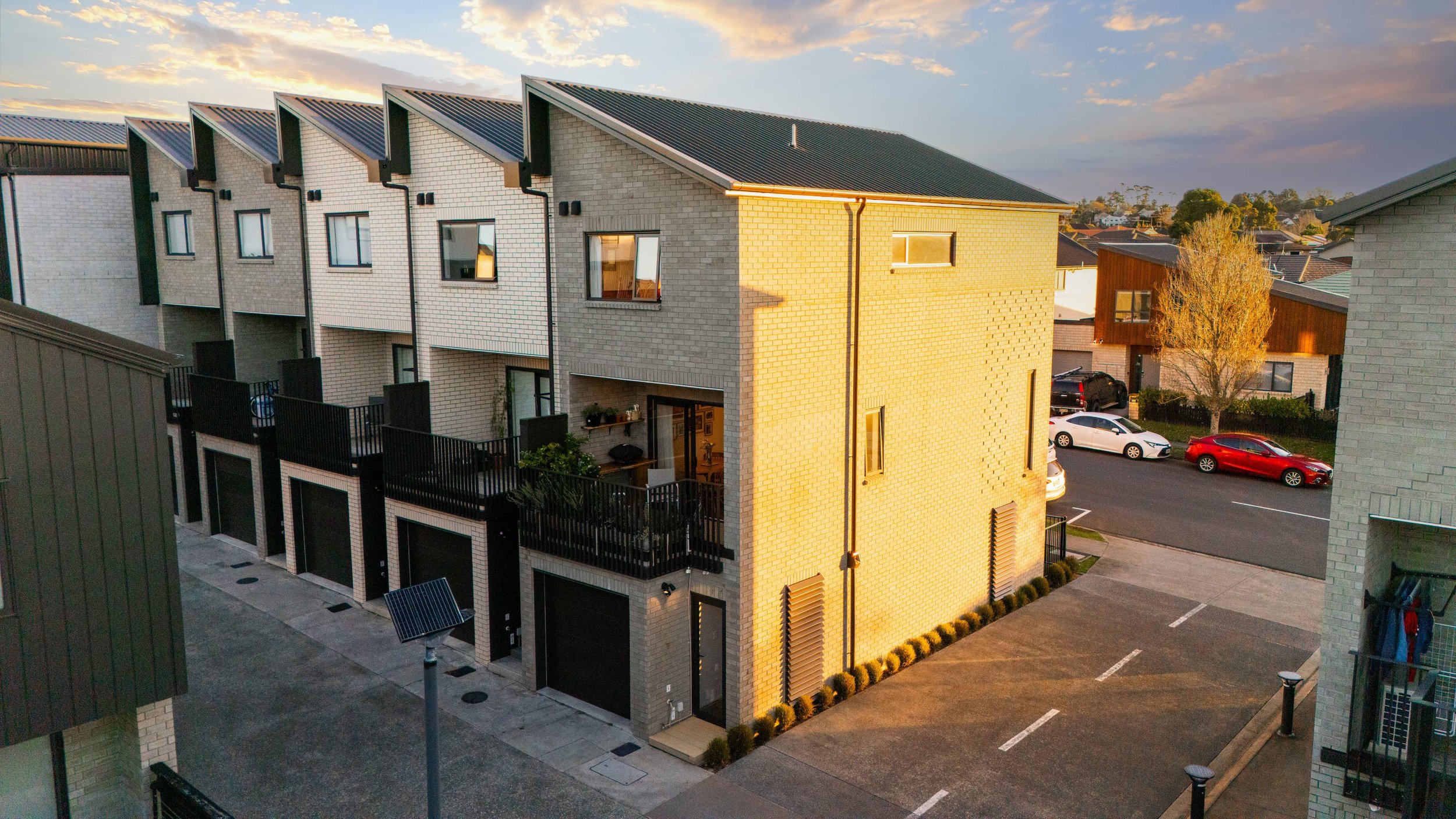 33-28 Westgate Drive 27.jpg
