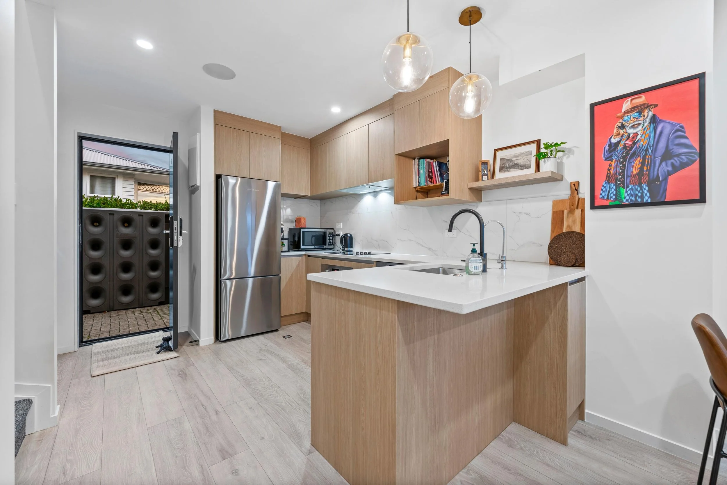 5-1A Royal View Road 6.jpg