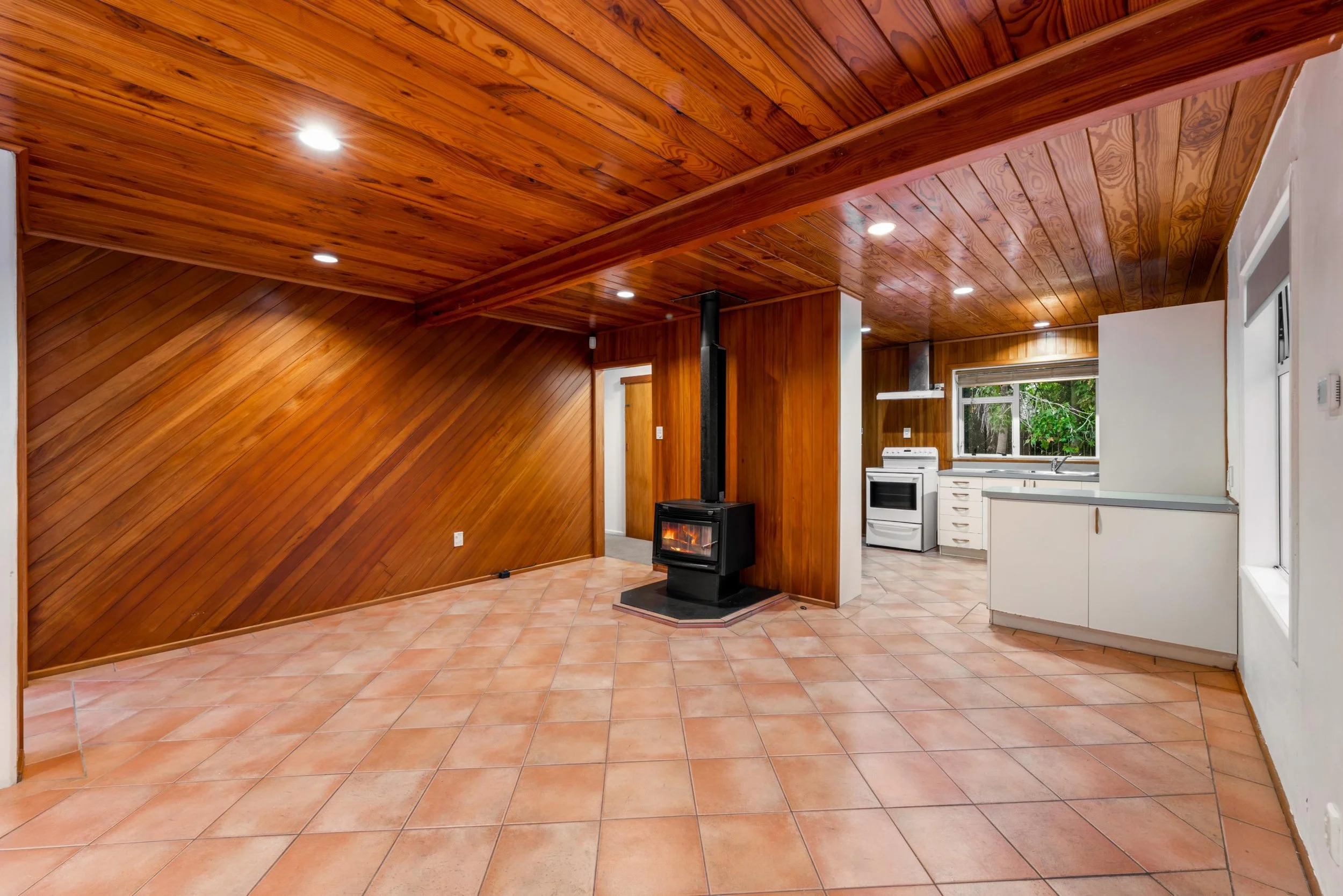 28 Geneva Place 3.jpg