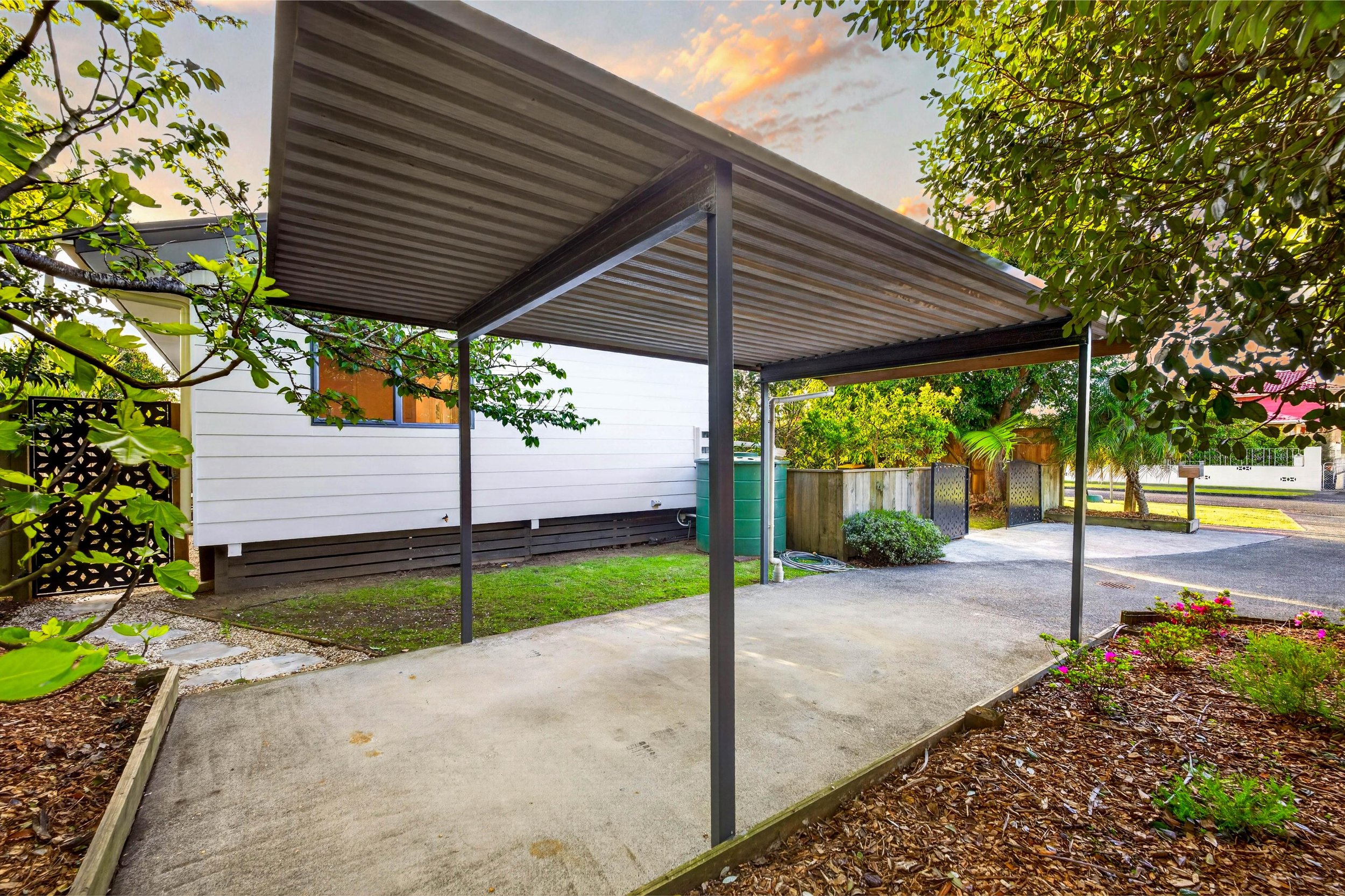 2 Kingfisher Place 15.jpg