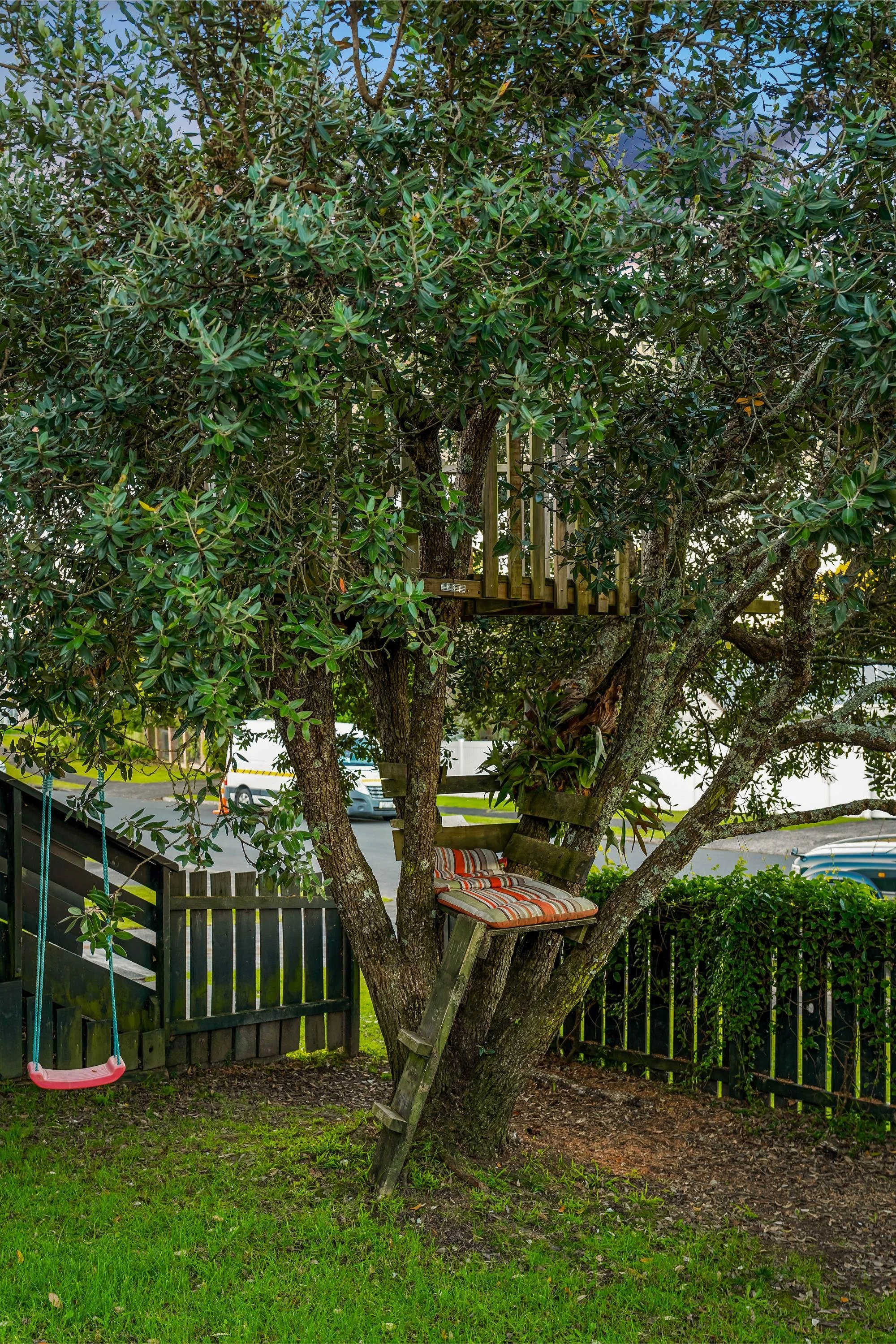 1-30 Elizabeth Drive 20.jpg