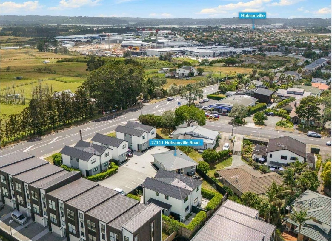 2-111 Hobsonville Road 20.jpg