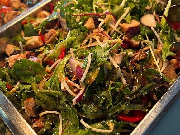 Satisfy your Tasty Tuesday !!! with our pork belly salad 🤩