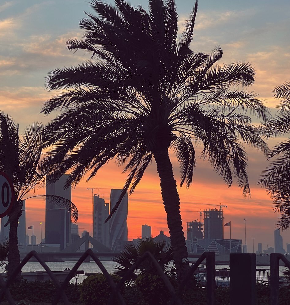 @igworldclub_sunset @bahrain.pic @localbh #mobilephotography #mobilelegends #mobile #iphoneography #iphonexs #sunset #sunsetlover #muharraq #البحرين_اليوم # المحرق