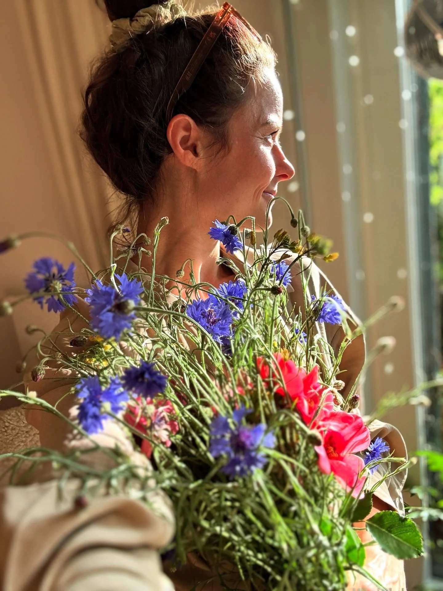 Hatte einen vollen Tag und hab dann paar Sommerblumen gepfl&uuml;ckt und mich gefreut, dass mein Lieblingsmonat Juni ist 😍.