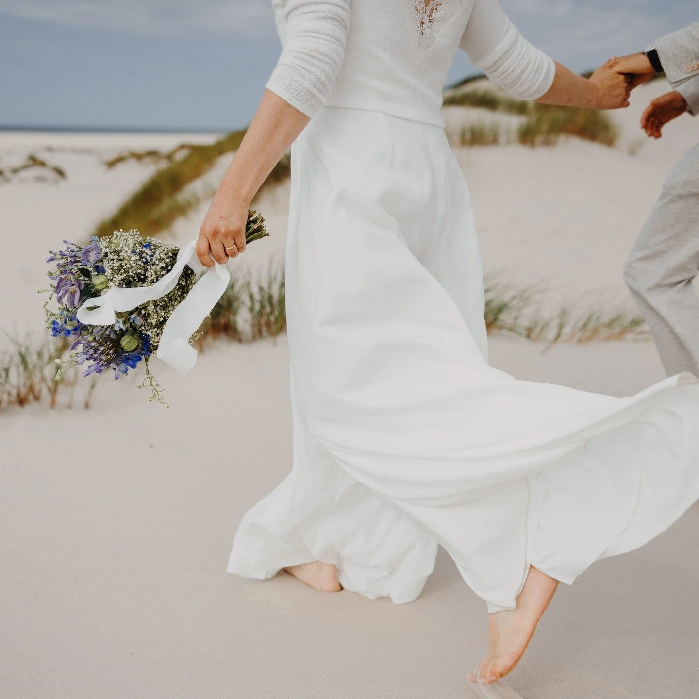 Amrum ❤️ #Hochzeitsfotografie #Strandhochzeit #WeddingPhotography #HochzeitAmMeer #NordseeHochzeit #Amrum #Inselhochzeit #Strandshooting #NordseeLiebe #HeiratenAmMeer