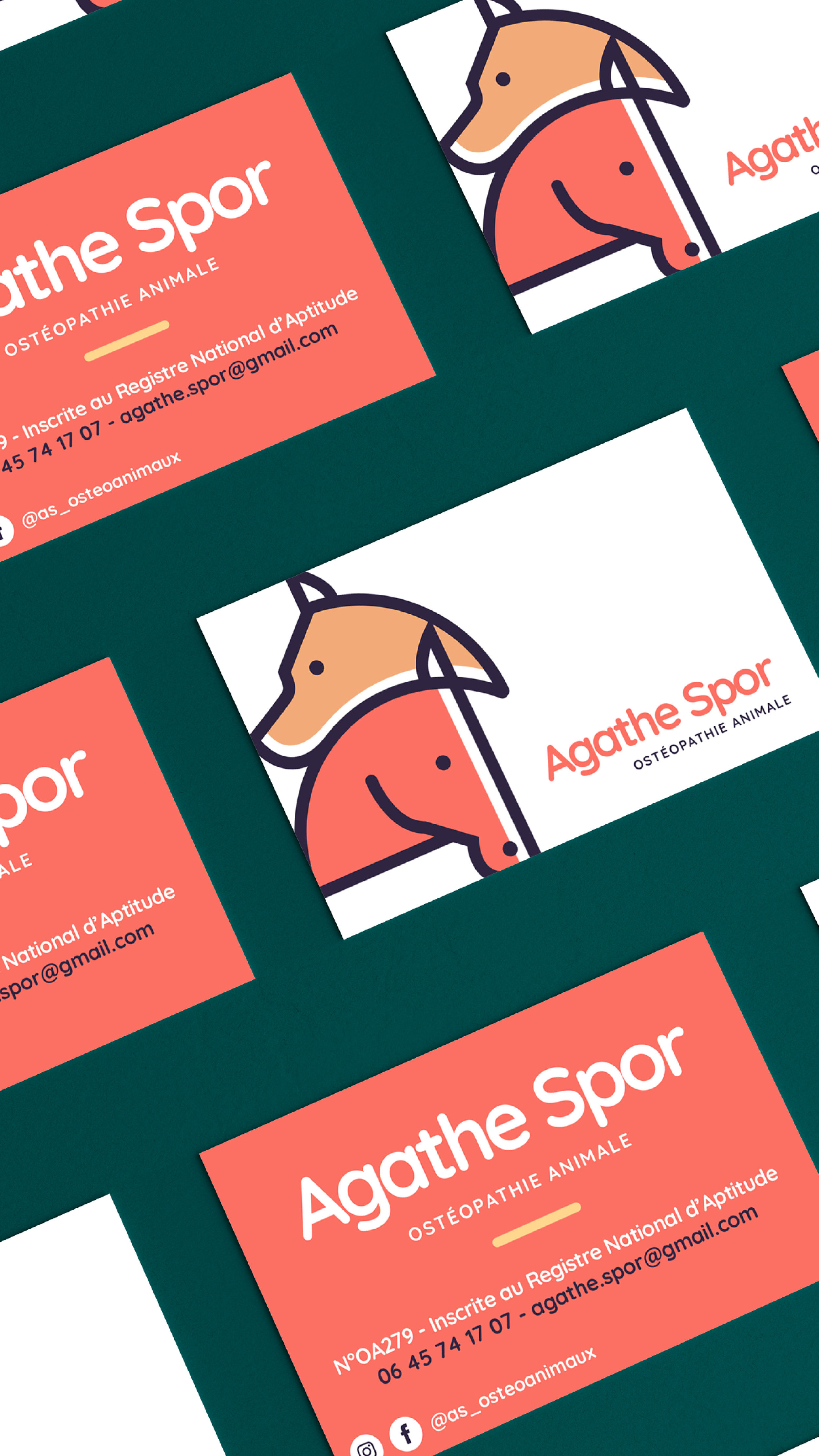 Cartes de visite pour Agathe Spor, ostéopathe animale, avec un logo illustrant un chien et un chat stylisés, en couleurs orange, beige, noir, et blanc.
