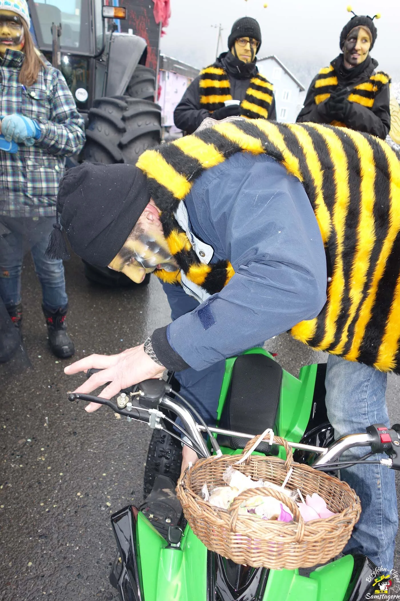 Fasnachtsumzug_Bennau_2013_005.jpg