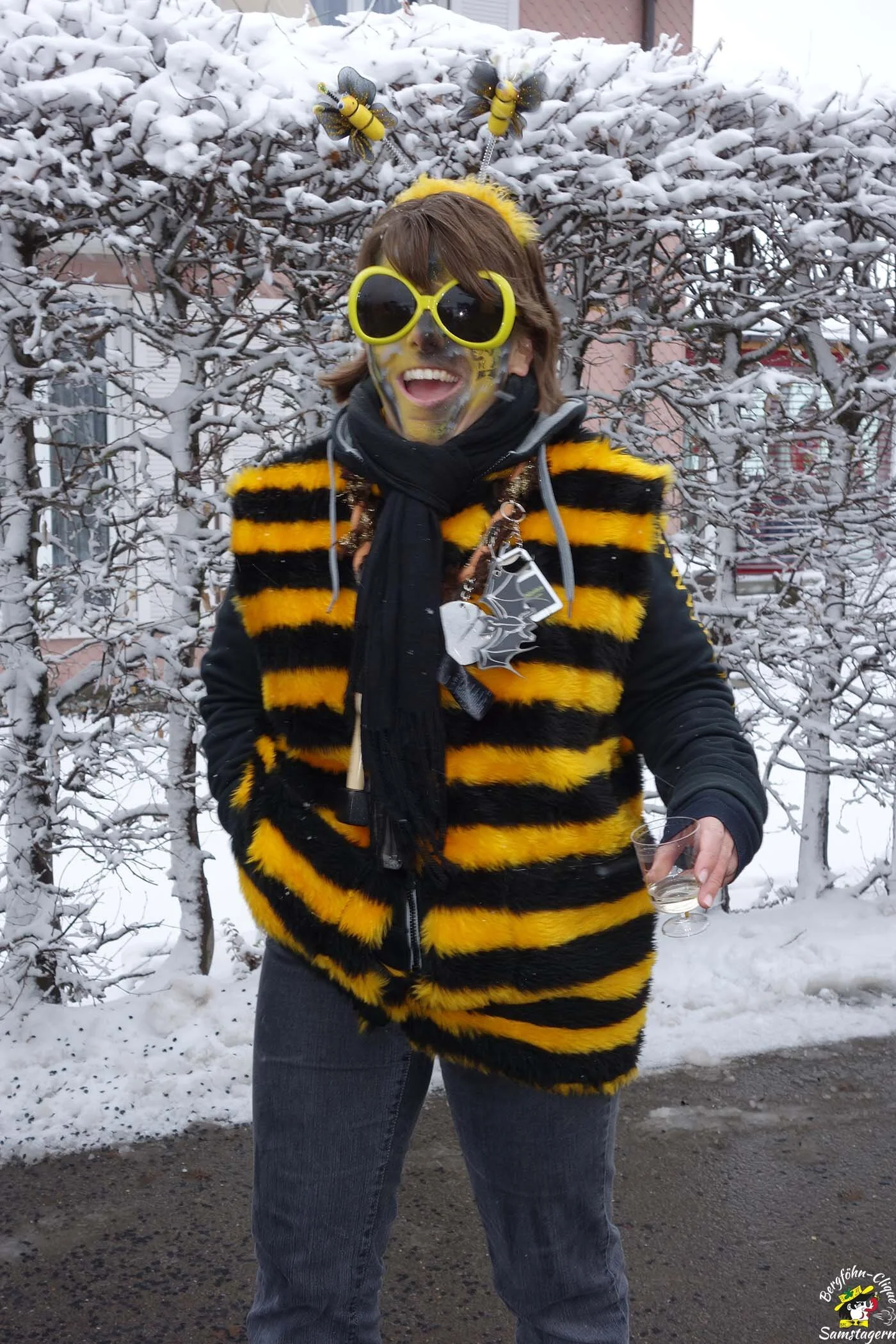 Fasnachtsumzug_Bennau_2013_001.jpg