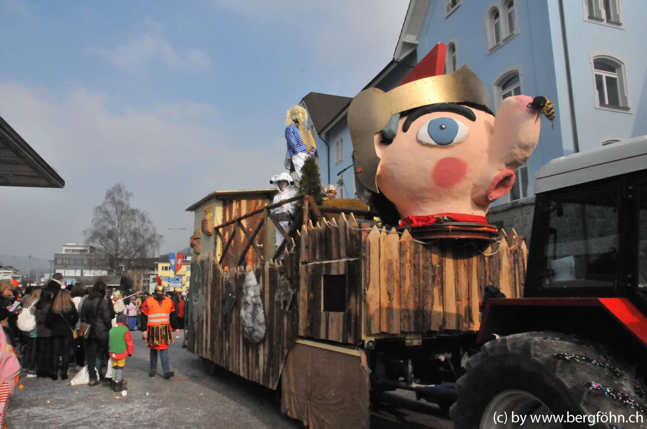 umzug_baar_2011_035.jpg