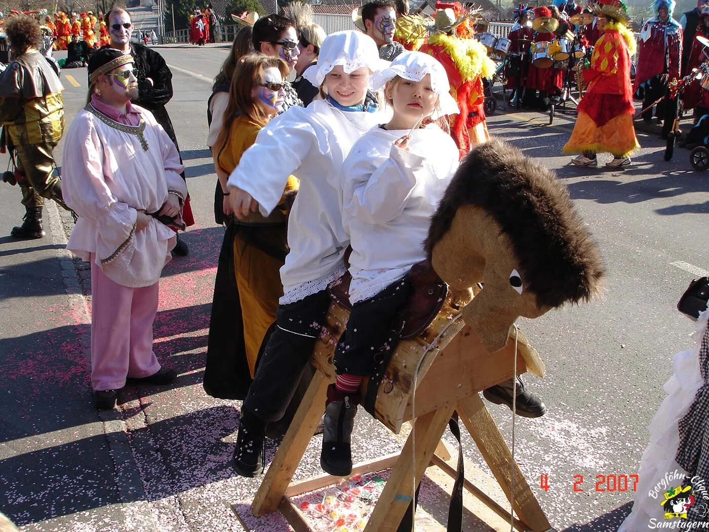Fasnachtsumzug_Uznach_2007_12.jpg