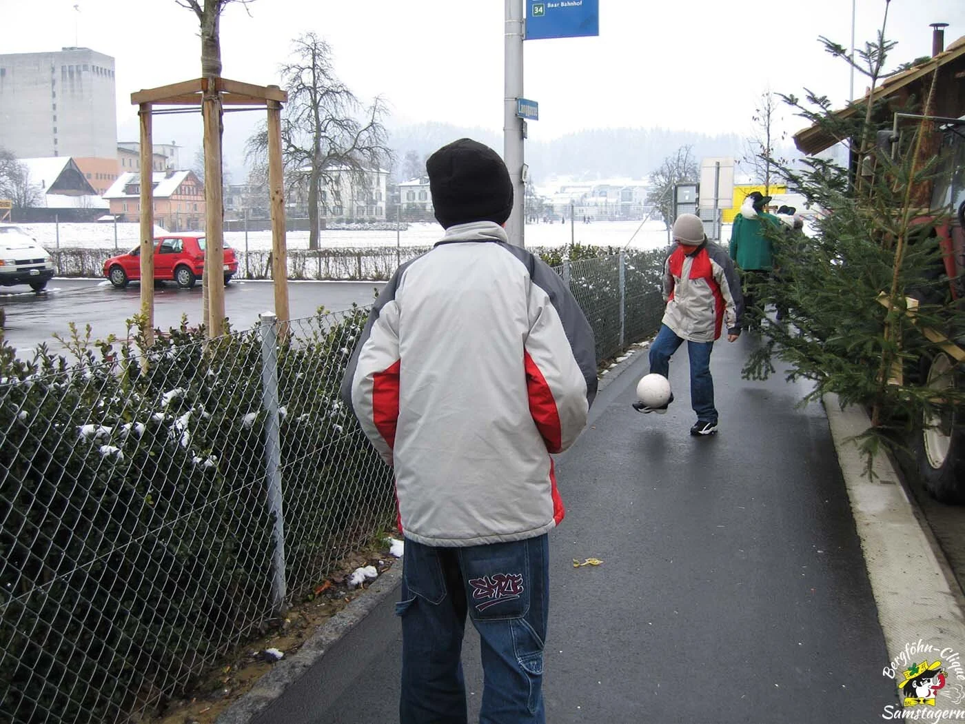 Fasnachtsumzug_Baar_200608.jpg