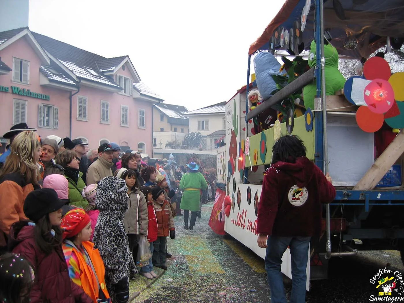 Fasnachtsumzug_Baar_200624.jpg
