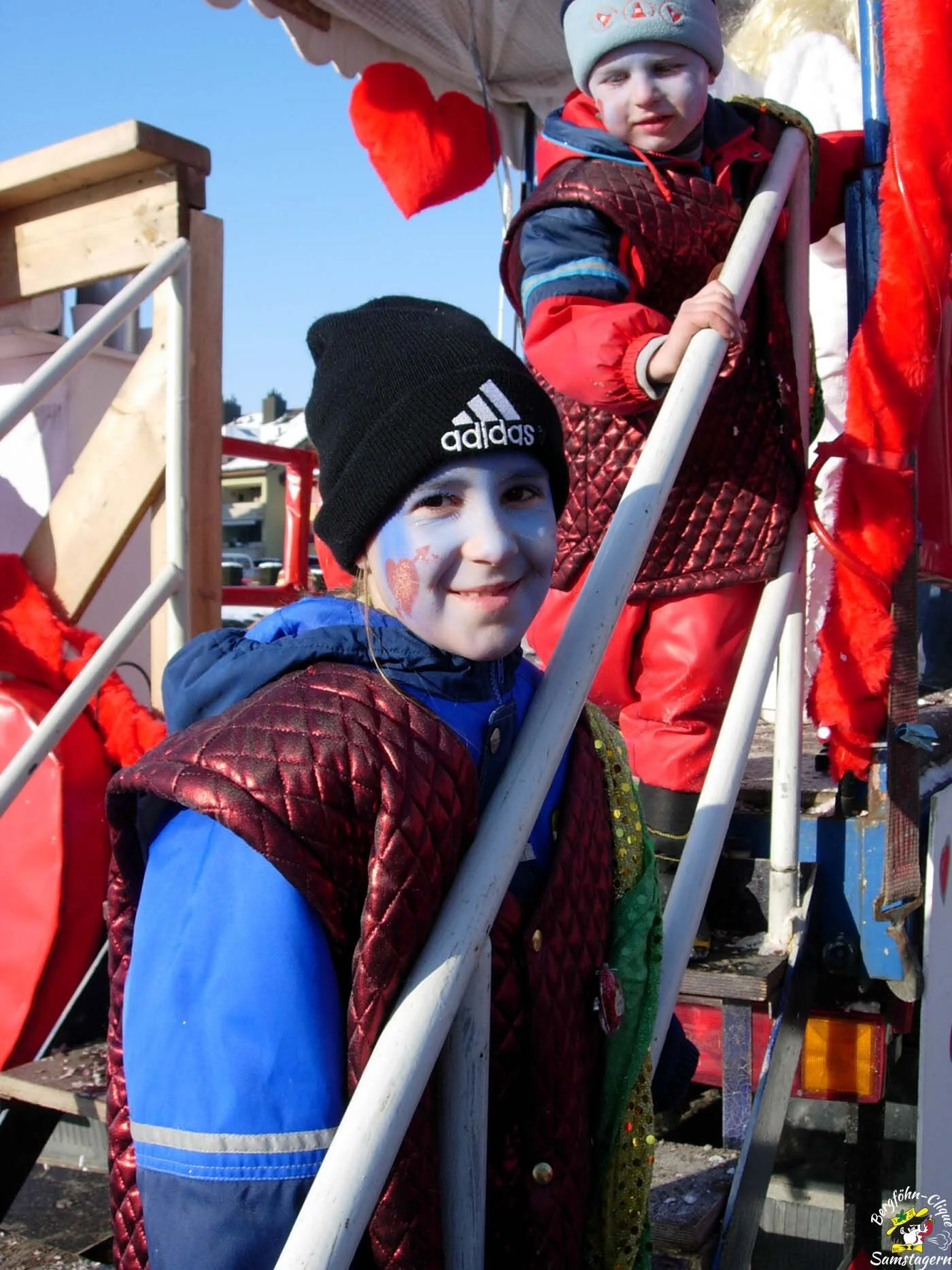 Fasnachtsumzug_Galgenen_2005_30.jpg
