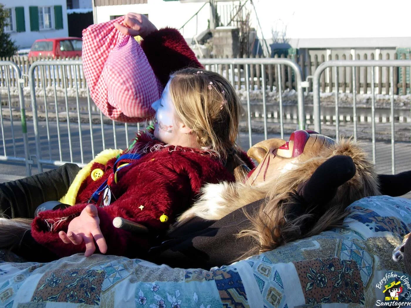 Fasnachtsumzug_Galgenen_2005_37.jpg