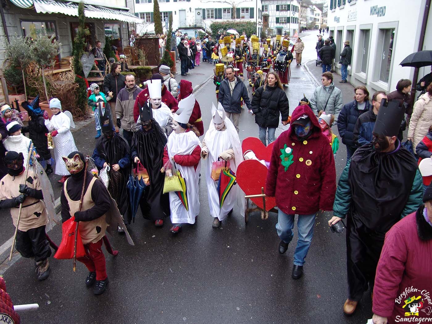 Fasnachtsumzug_Richterswil_2005_07.jpg