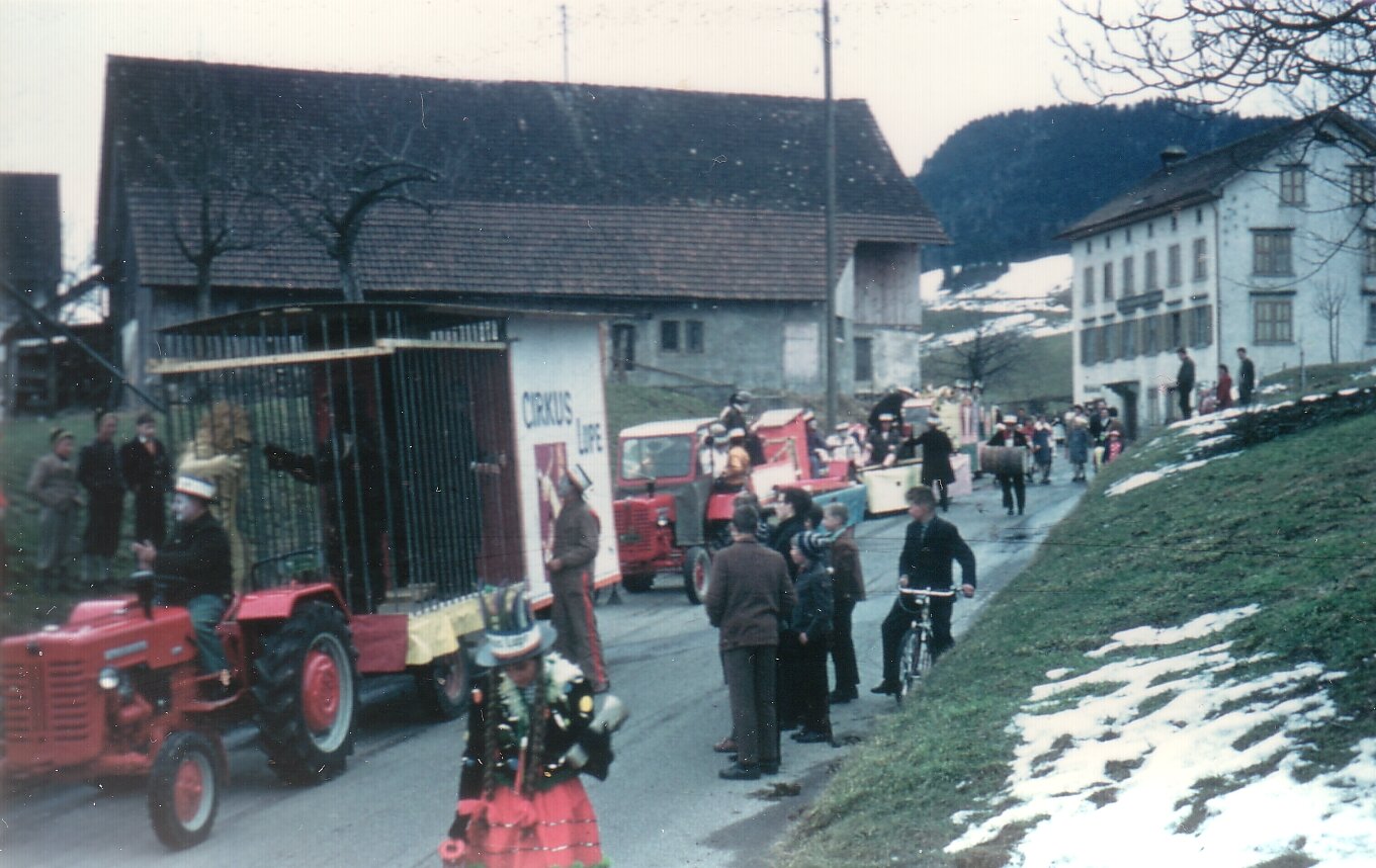 1962-4.jpg